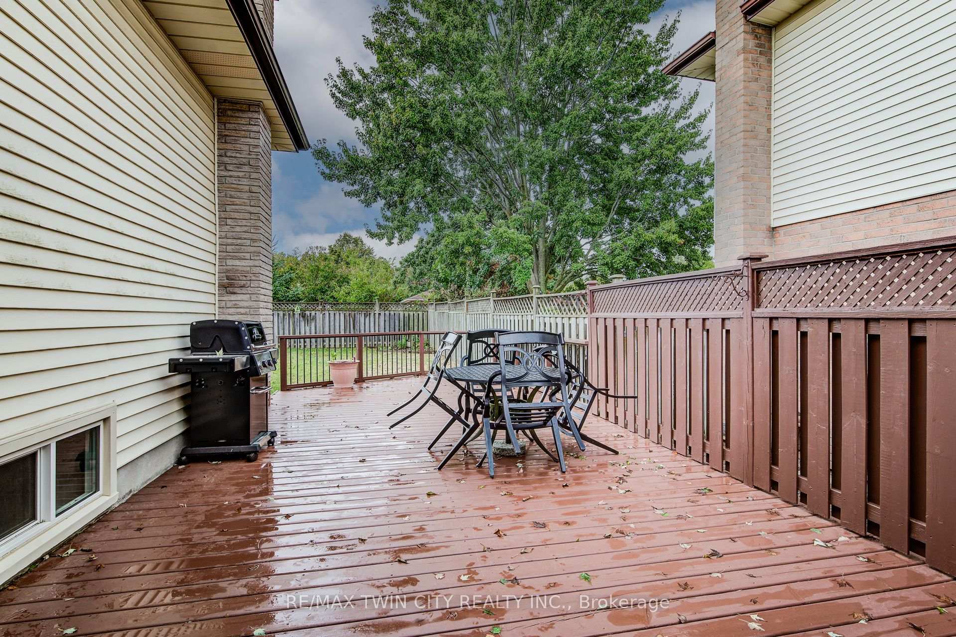 Photo 36 of 291 Biehn Drive, Kitchener — HOMEH