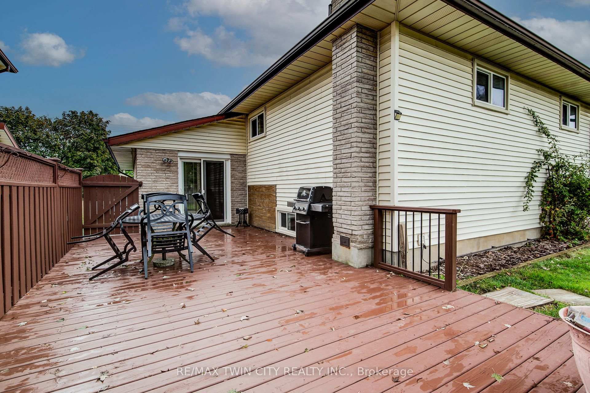 Photo 38 of 291 Biehn Drive, Kitchener — HOMEH