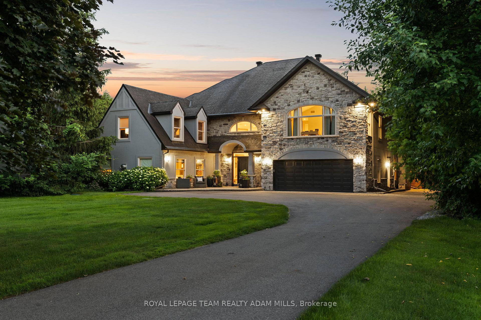 Front of 2330 Summerside Drive