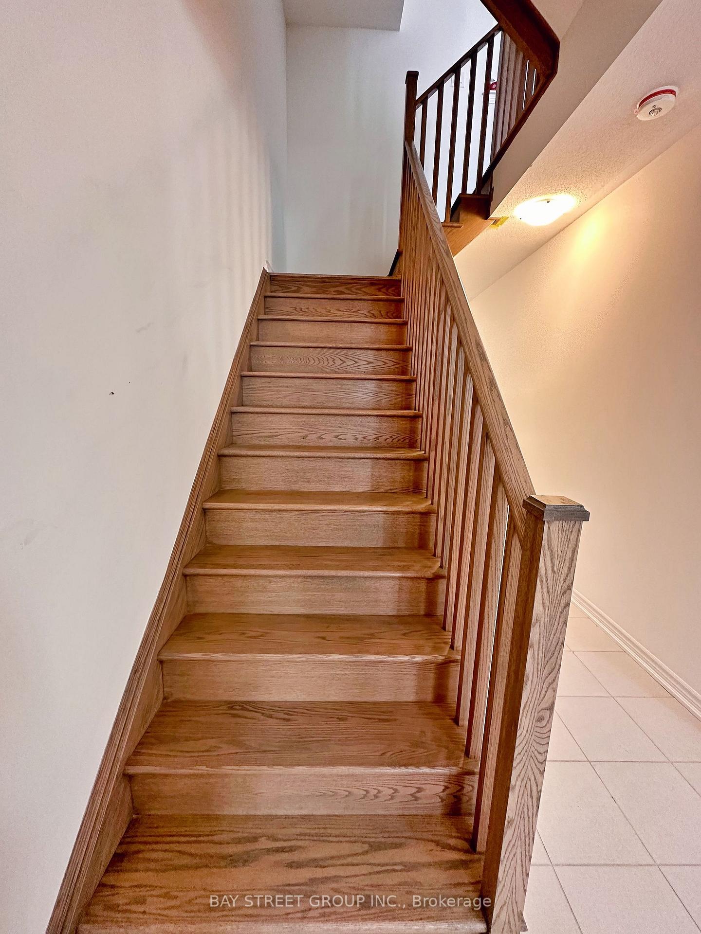 Photo 4 of 74 Chicago Lane, Markham, Wismer — HOMEH