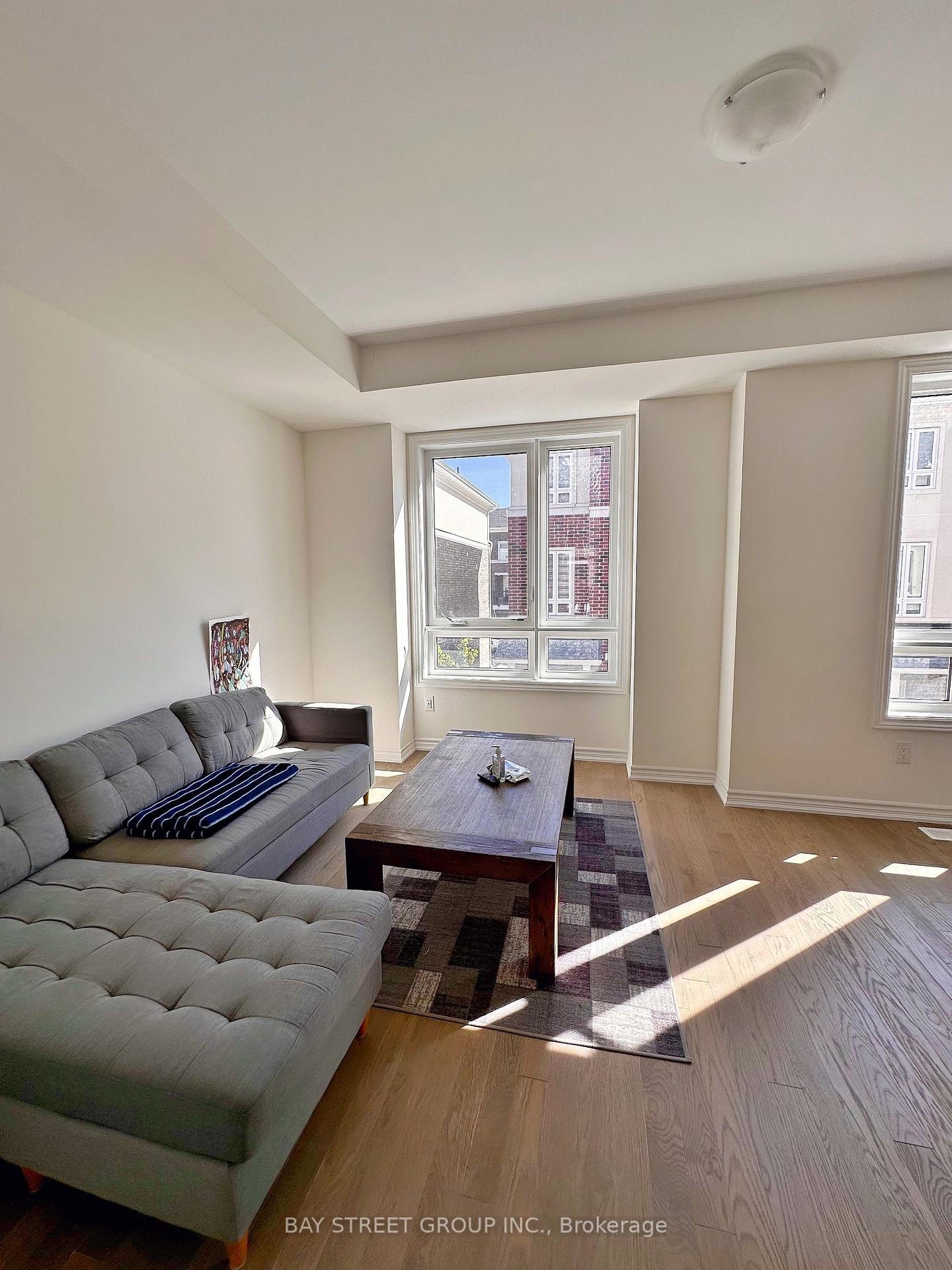 Photo 7 of 74 Chicago Lane, Markham, Wismer — HOMEH