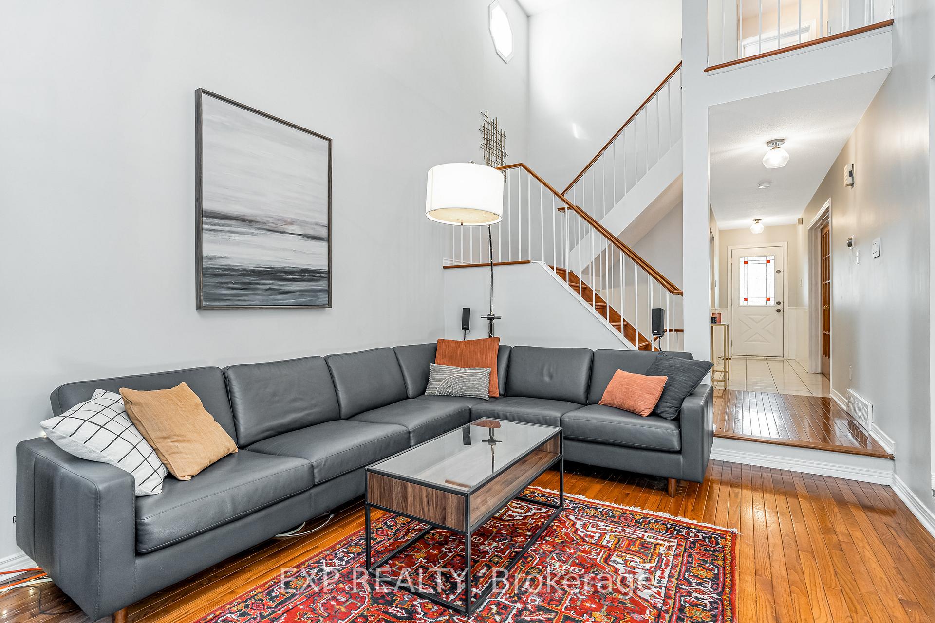 Photo 9 of 18 Hawley Crescent, Ottawa, Kanata - Bridlewood — HOMEH
