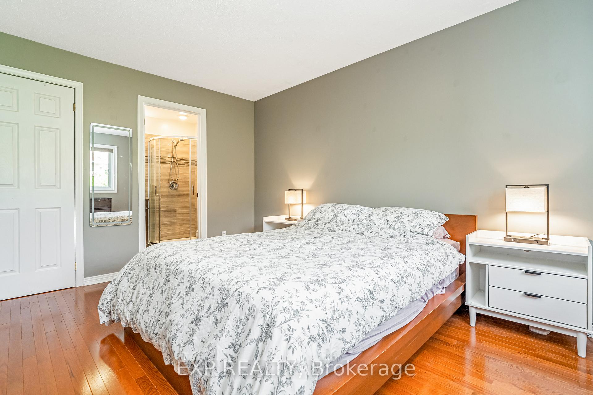 Photo 12 of 18 Hawley Crescent, Ottawa, Kanata - Bridlewood — HOMEH