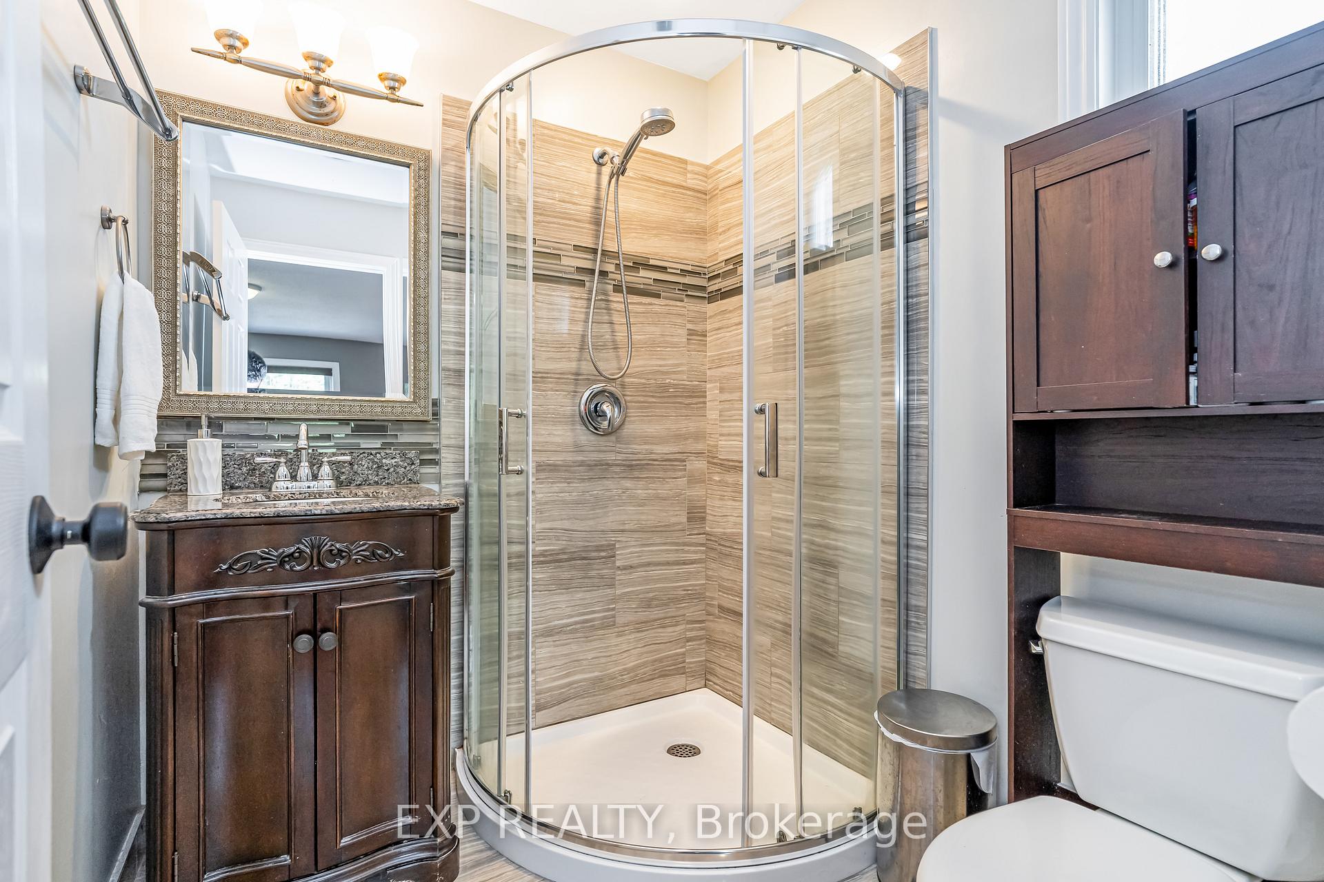 Photo 13 of 18 Hawley Crescent, Ottawa, Kanata - Bridlewood — HOMEH