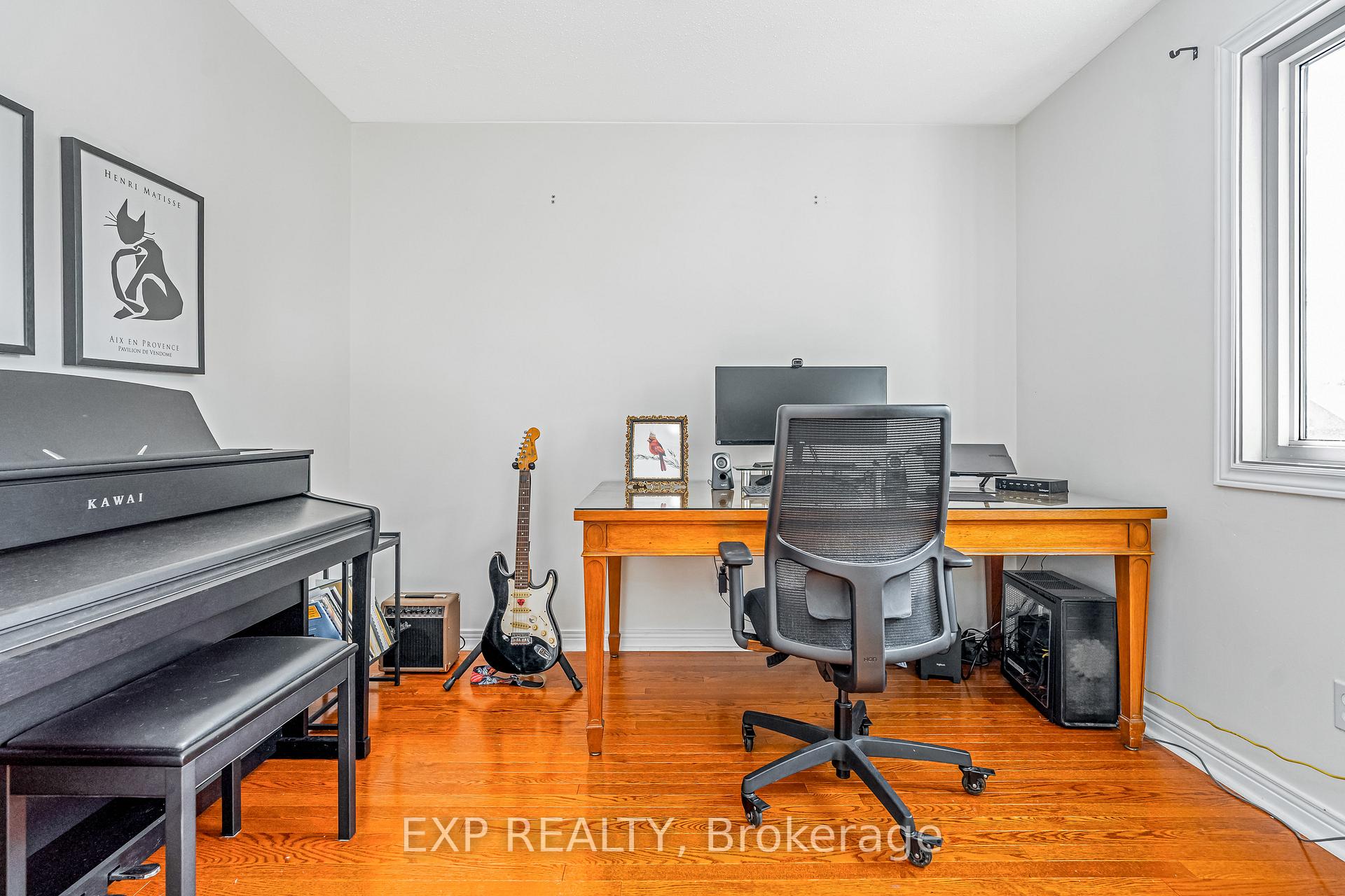 Photo 15 of 18 Hawley Crescent, Ottawa, Kanata - Bridlewood — HOMEH