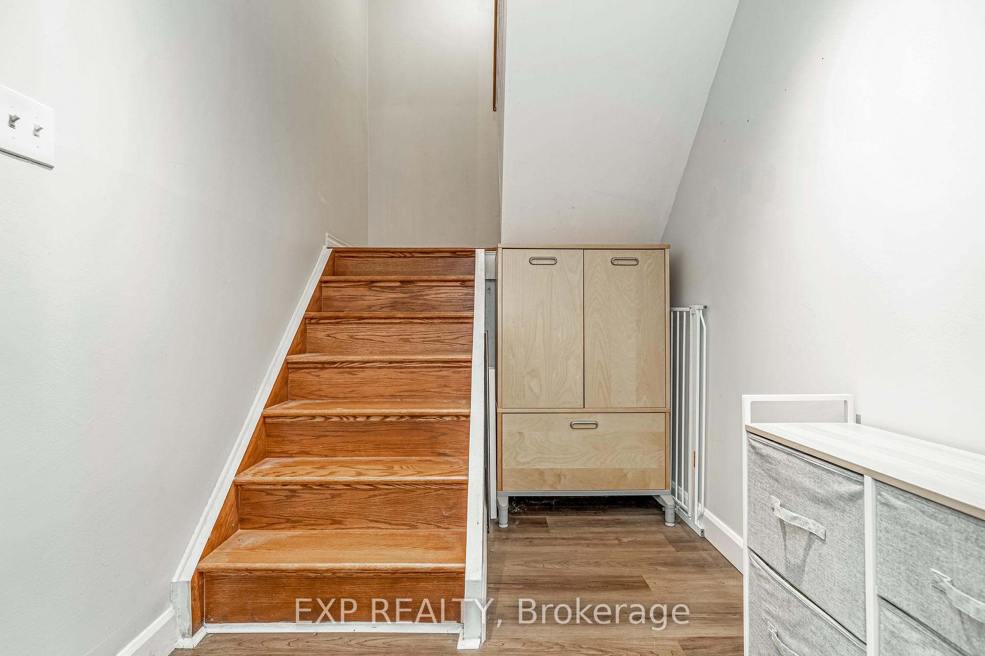 Photo 21 of 18 Hawley Crescent, Ottawa, Kanata - Bridlewood — HOMEH