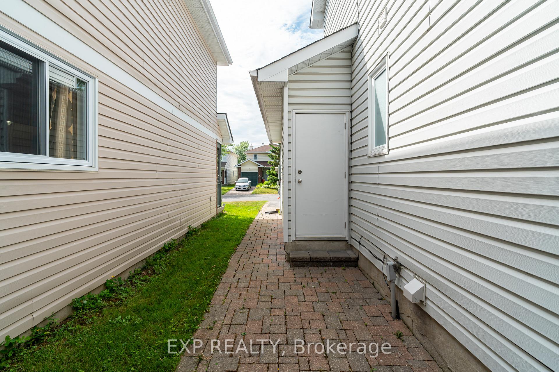 Photo 31 of 18 Hawley Crescent, Ottawa, Kanata - Bridlewood — HOMEH
