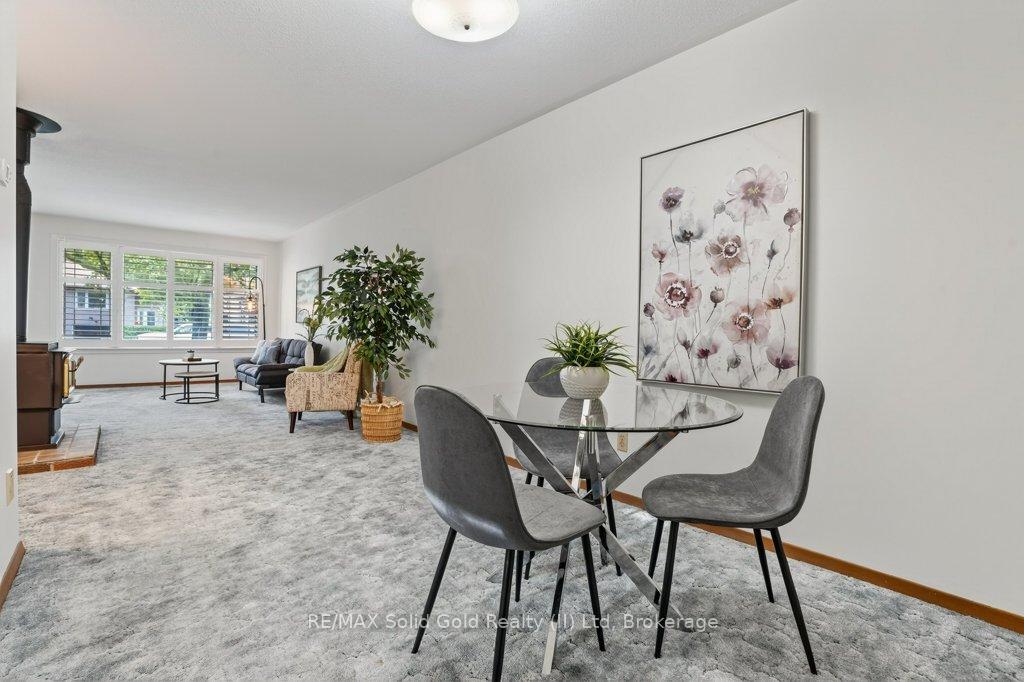 Photo 7 of 309 Westwood Drive, Kitchener — HOMEH