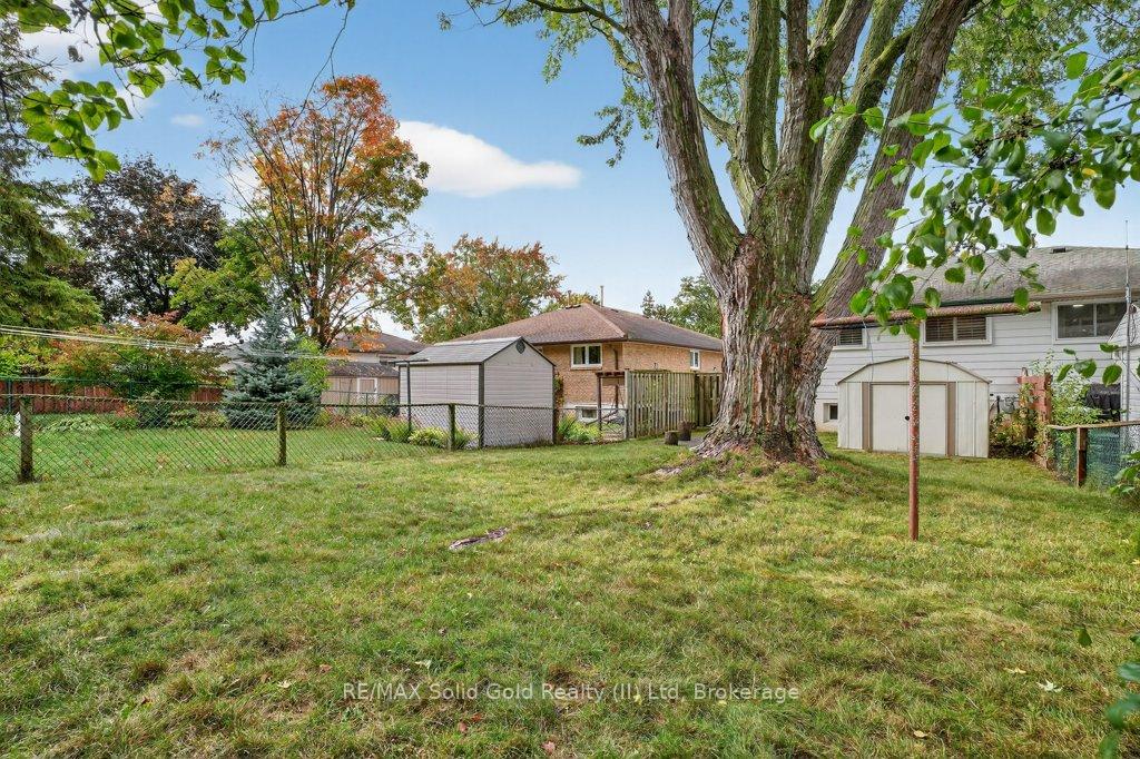 Photo 24 of 309 Westwood Drive, Kitchener — HOMEH