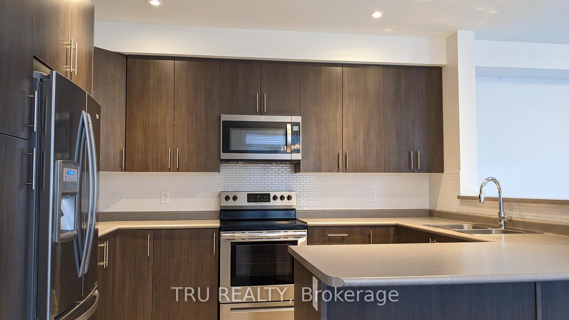 Photo 8 of 550 Rioja Street, Ottawa, Kanata - Emerald Meadows/Trailwest — HOMEH