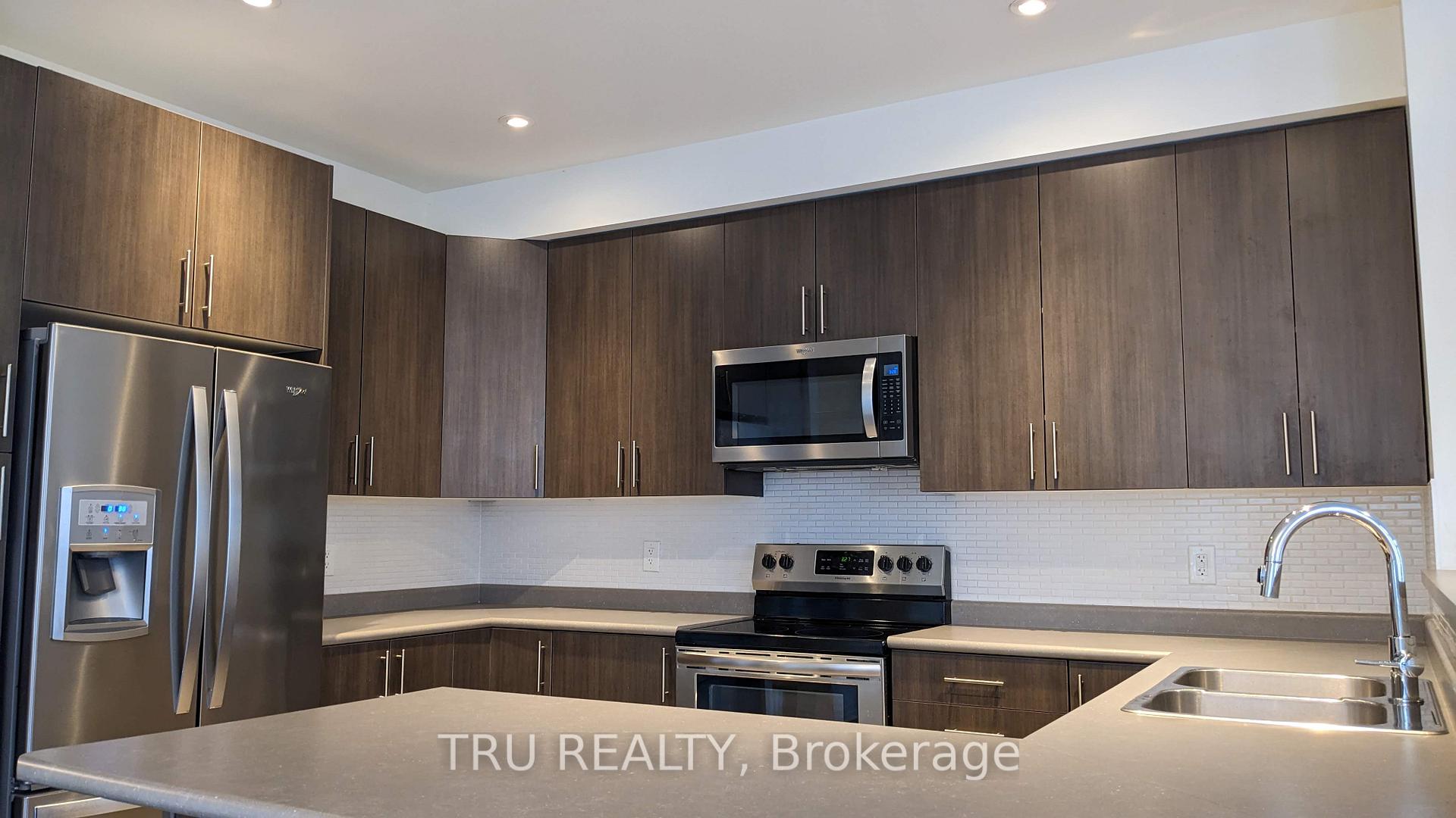 Photo 9 of 550 Rioja Street, Ottawa, Kanata - Emerald Meadows/Trailwest — HOMEH