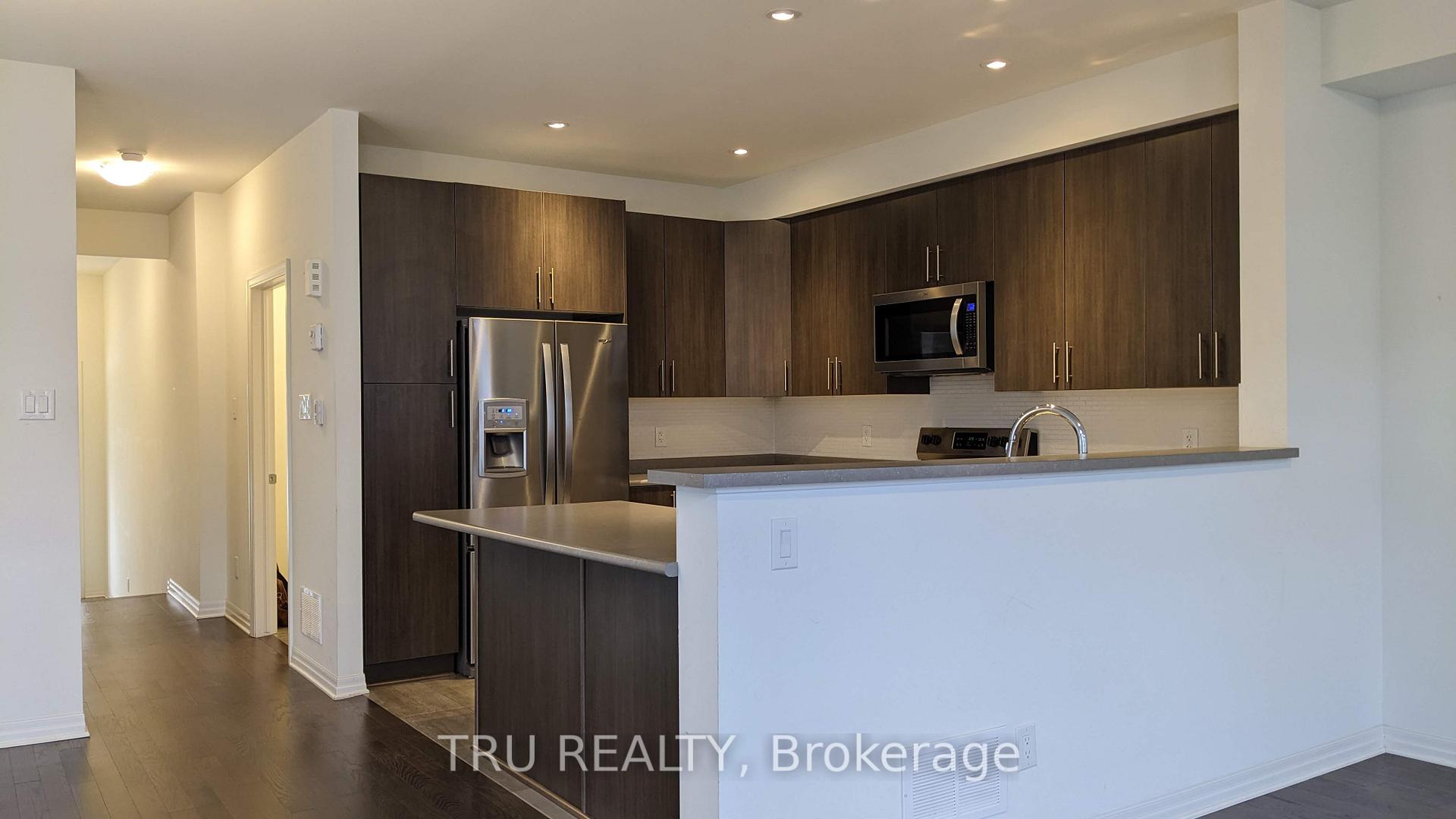 Photo 10 of 550 Rioja Street, Ottawa, Kanata - Emerald Meadows/Trailwest — HOMEH