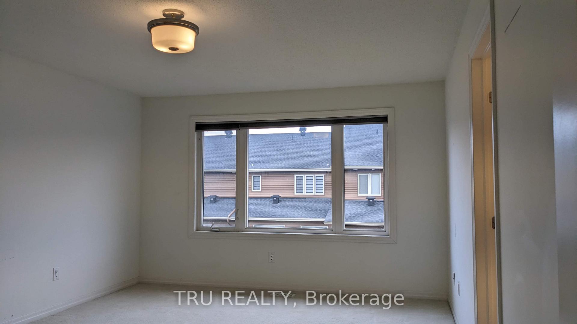 Photo 12 of 550 Rioja Street, Ottawa, Kanata - Emerald Meadows/Trailwest — HOMEH
