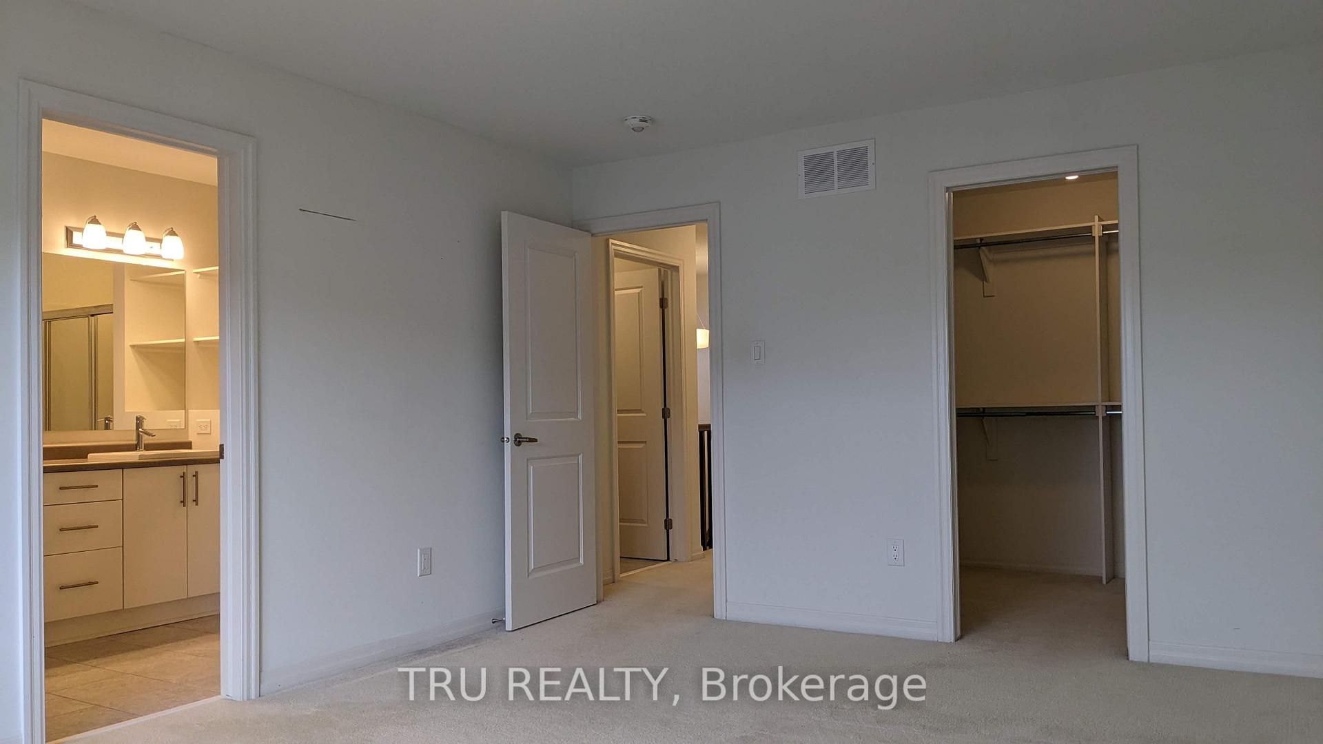 Photo 14 of 550 Rioja Street, Ottawa, Kanata - Emerald Meadows/Trailwest — HOMEH