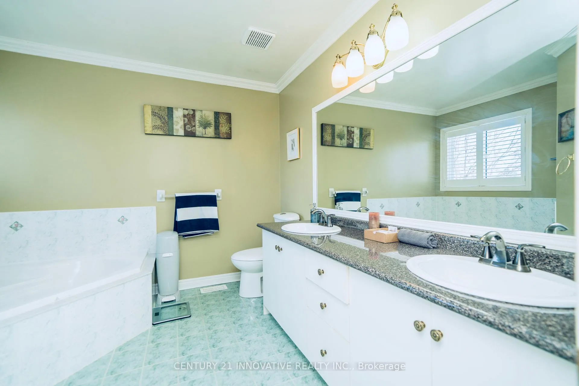Photo 29 of 40 Norbury Drive, Markham, Rouge Fairways — HOMEH