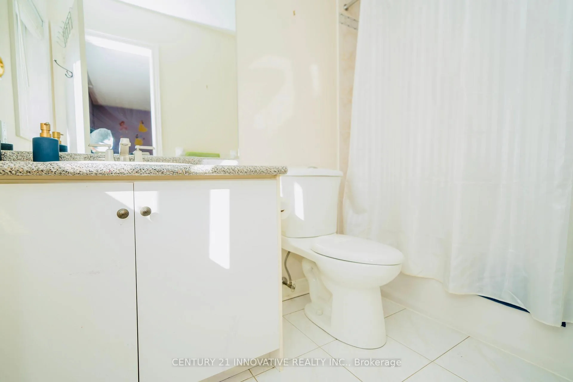 Photo 32 of 40 Norbury Drive, Markham, Rouge Fairways — HOMEH