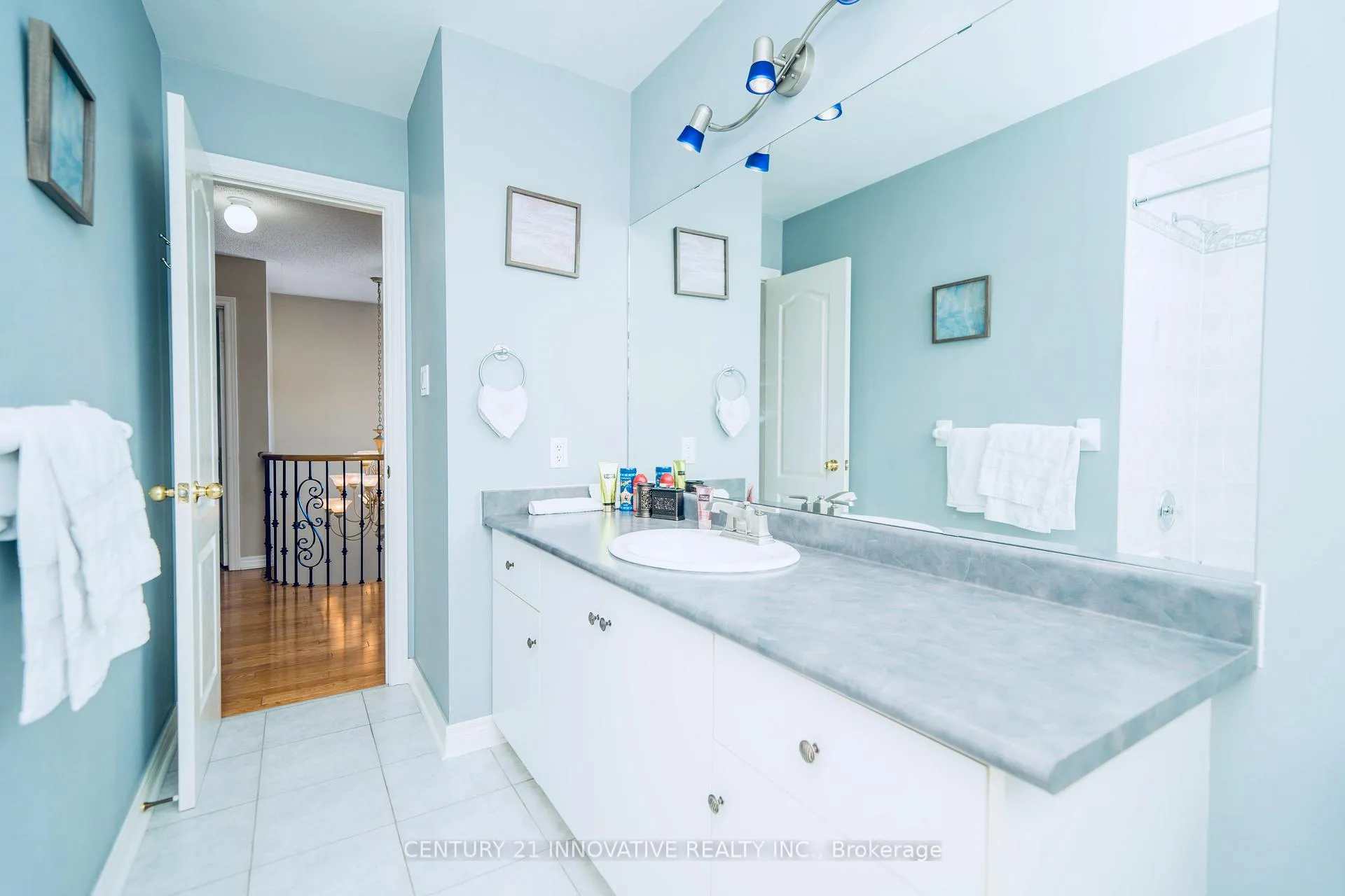 Photo 41 of 40 Norbury Drive, Markham, Rouge Fairways — HOMEH