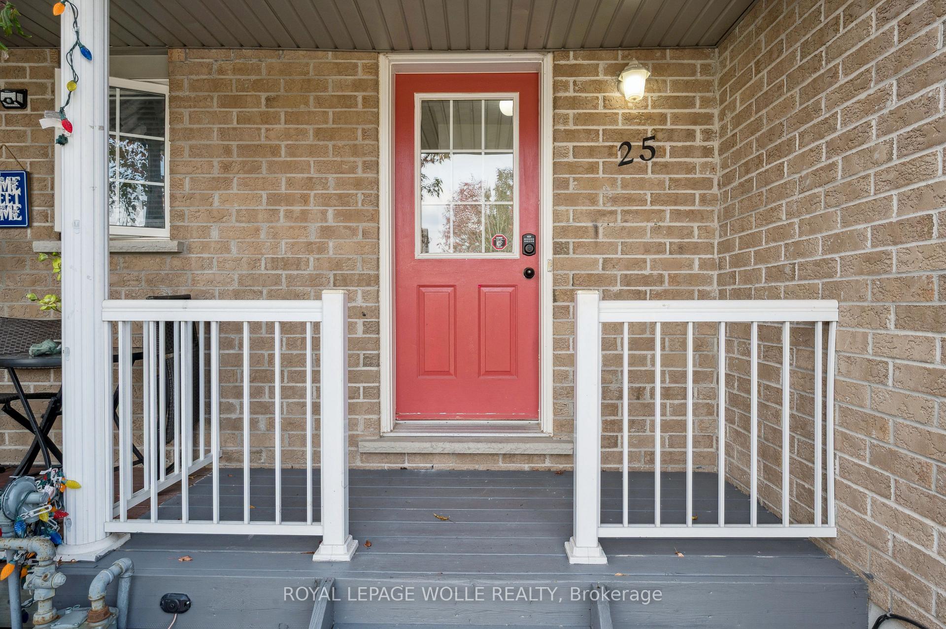 Photo 4 of 25 Prosperity Drive, Kitchener — HOMEH
