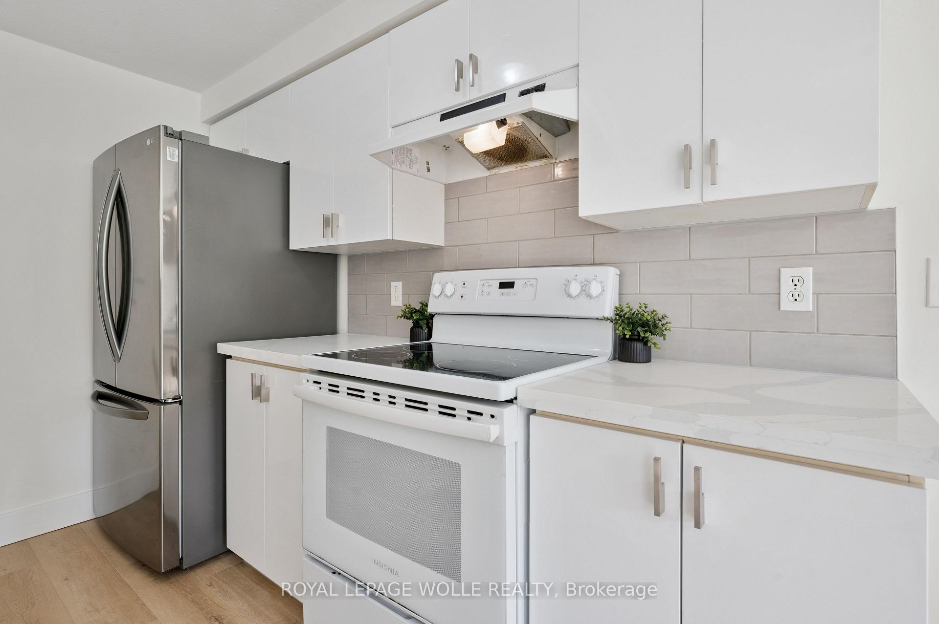 Photo 12 of 25 Prosperity Drive, Kitchener — HOMEH