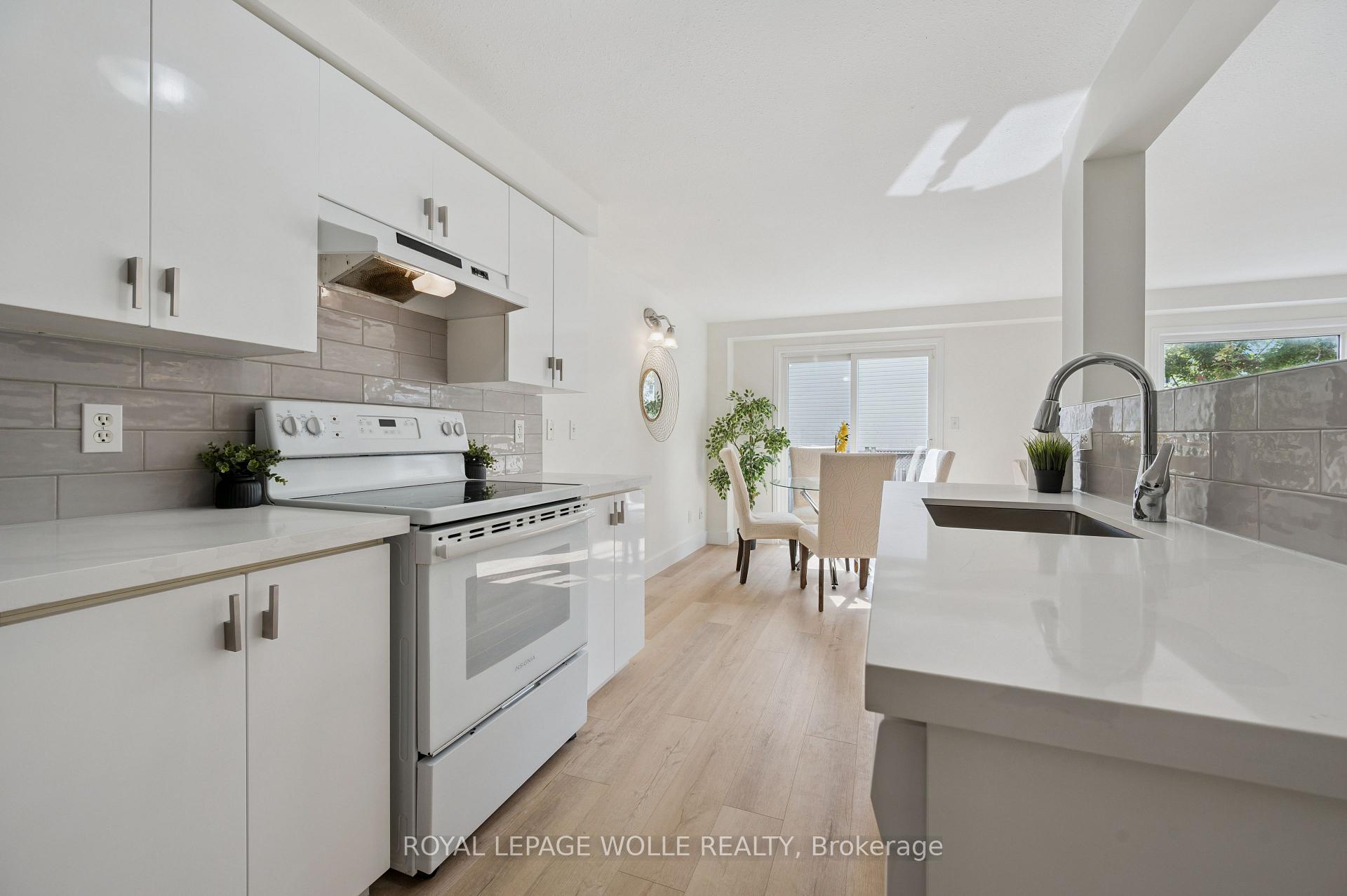 Photo 13 of 25 Prosperity Drive, Kitchener — HOMEH