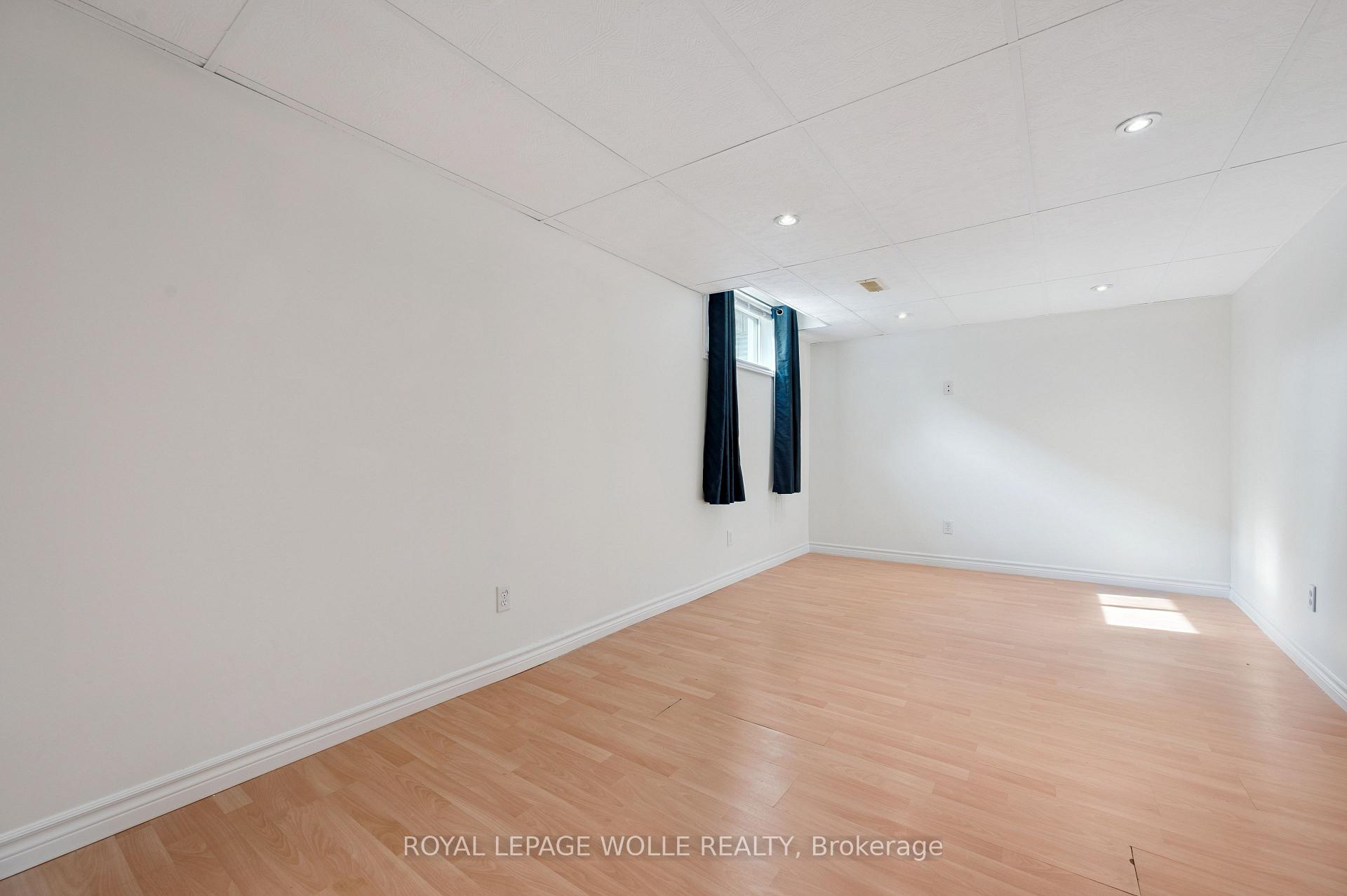 Photo 24 of 25 Prosperity Drive, Kitchener — HOMEH