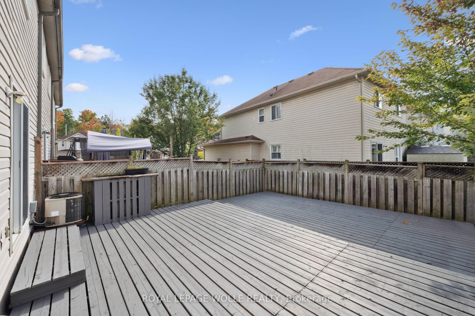 Photo 28 of 25 Prosperity Drive, Kitchener — HOMEH