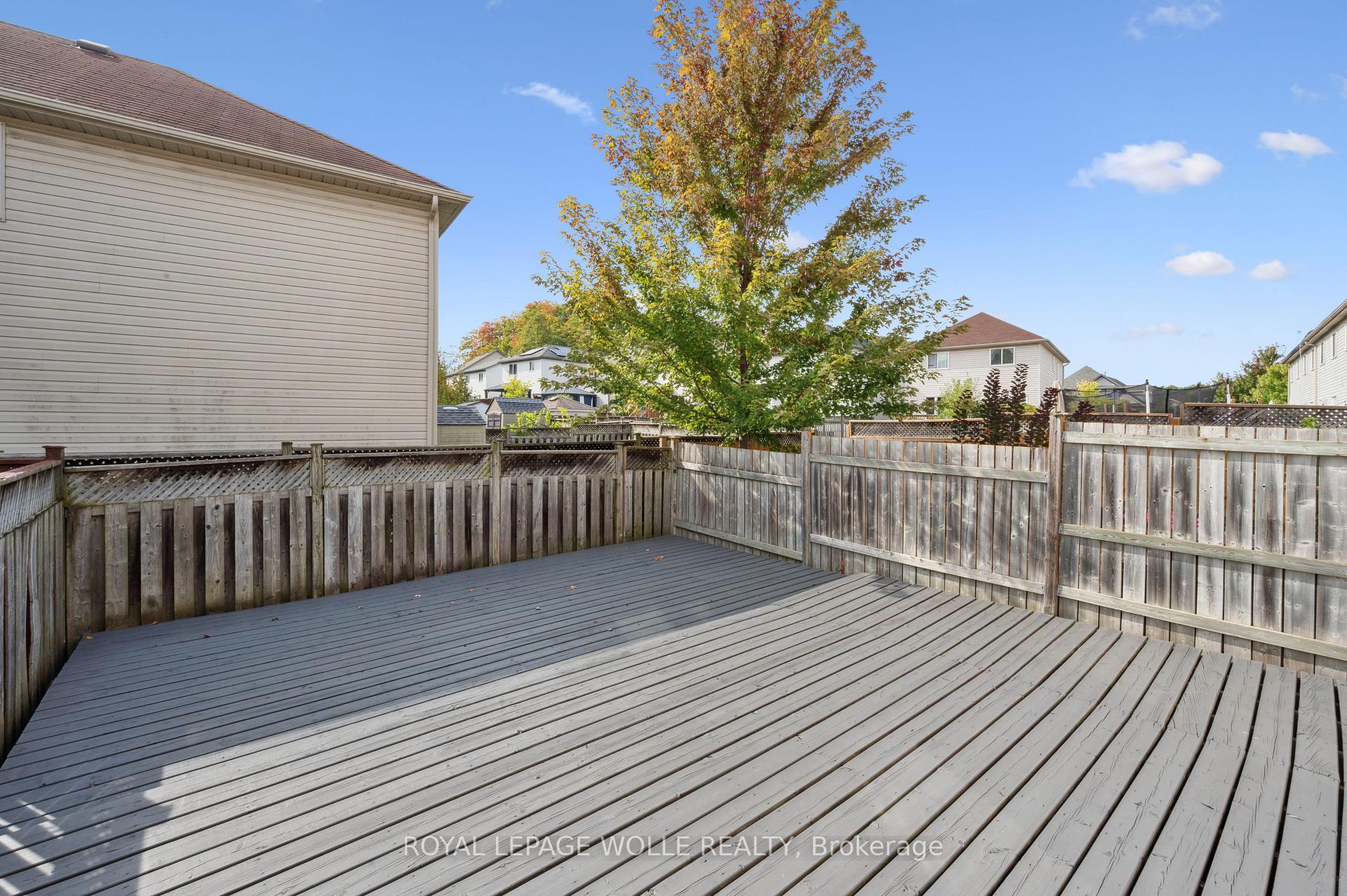 Photo 29 of 25 Prosperity Drive, Kitchener — HOMEH
