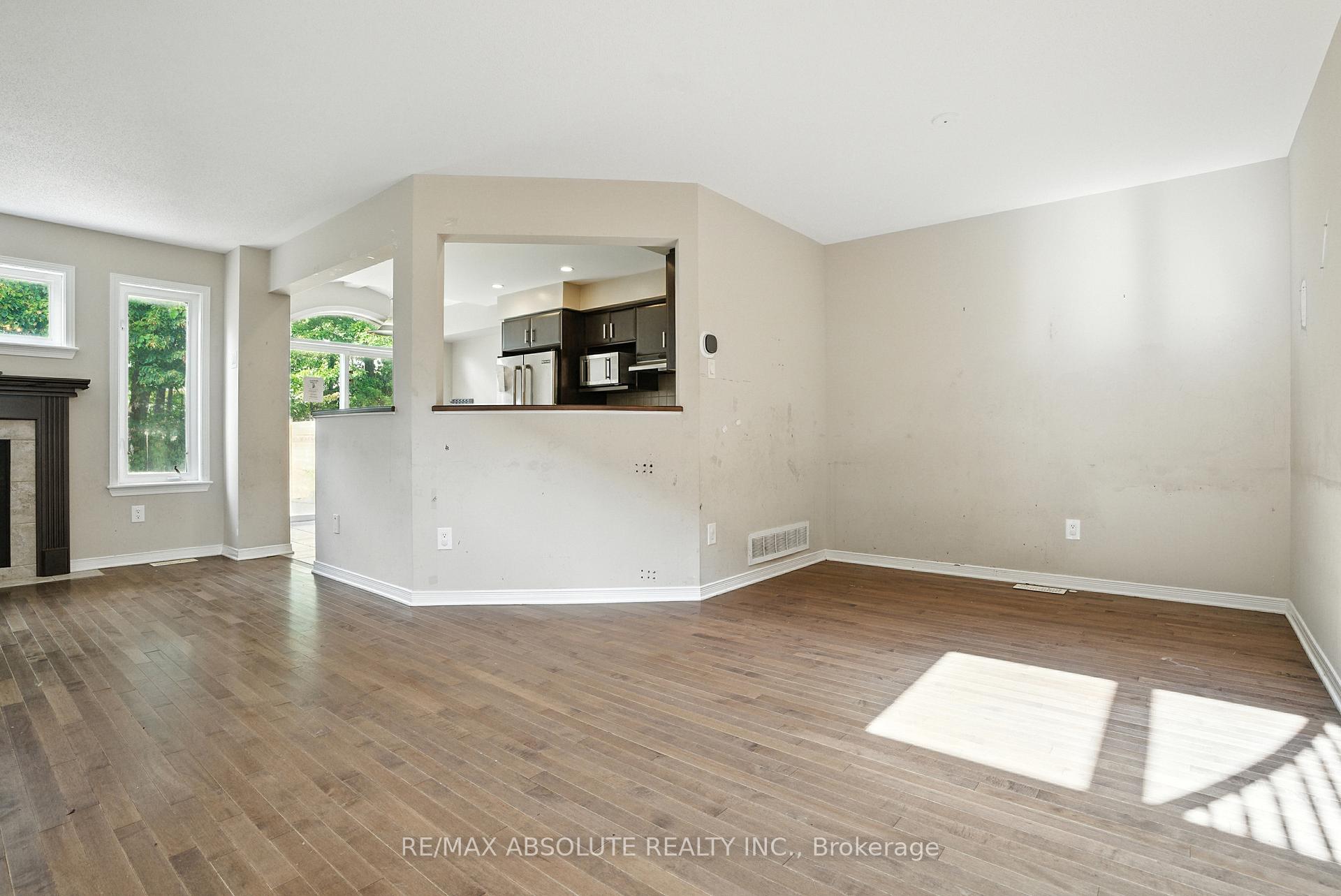 Photo 6 of 377 Celtic Ridge Crescent, Ottawa, Kanata - Morgan's Grant/South March — HOMEH