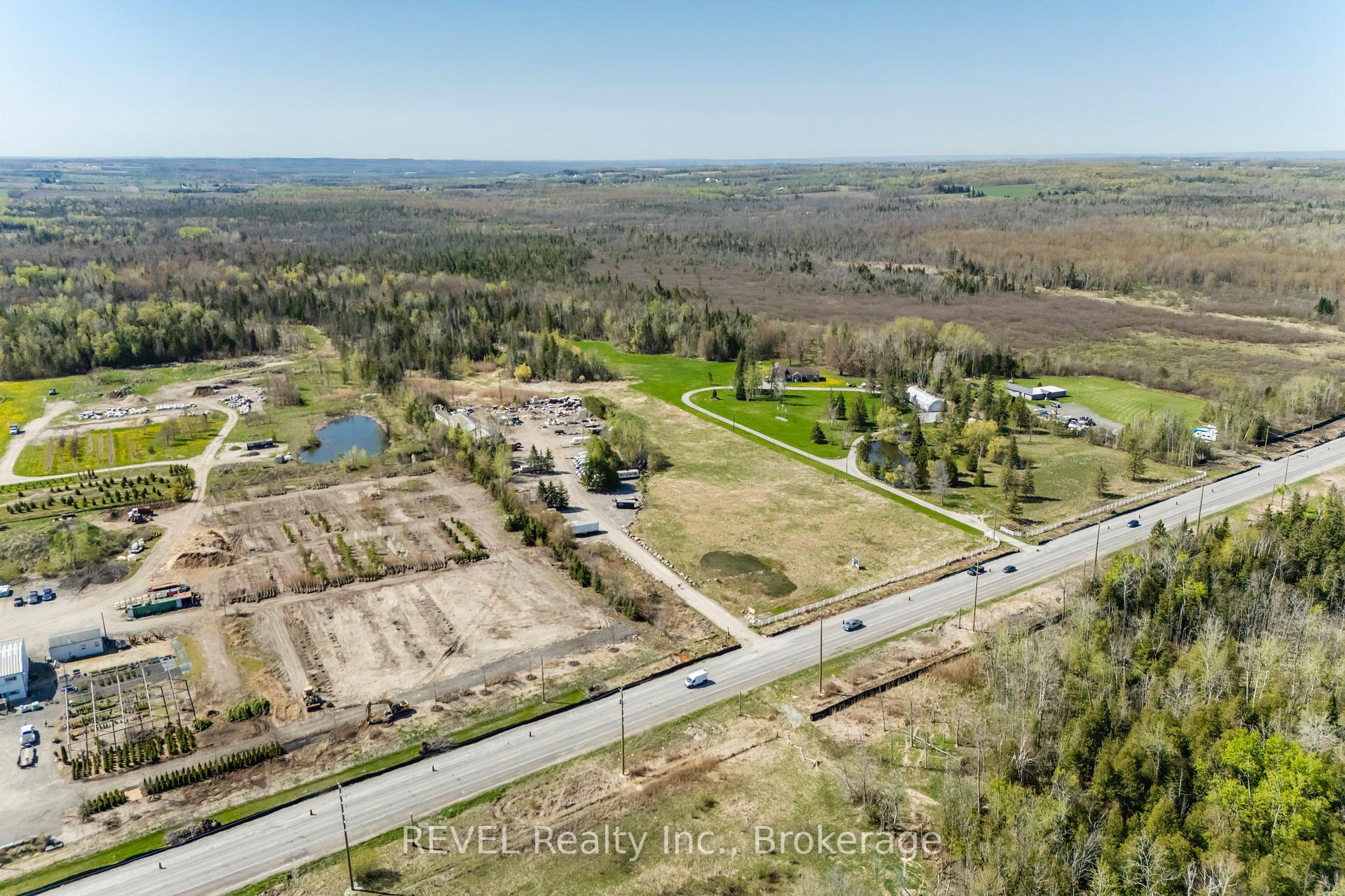Photo 2 of 2513 Innisfil Beach Road, Innisfil, Rural Innisfil — HOMEH