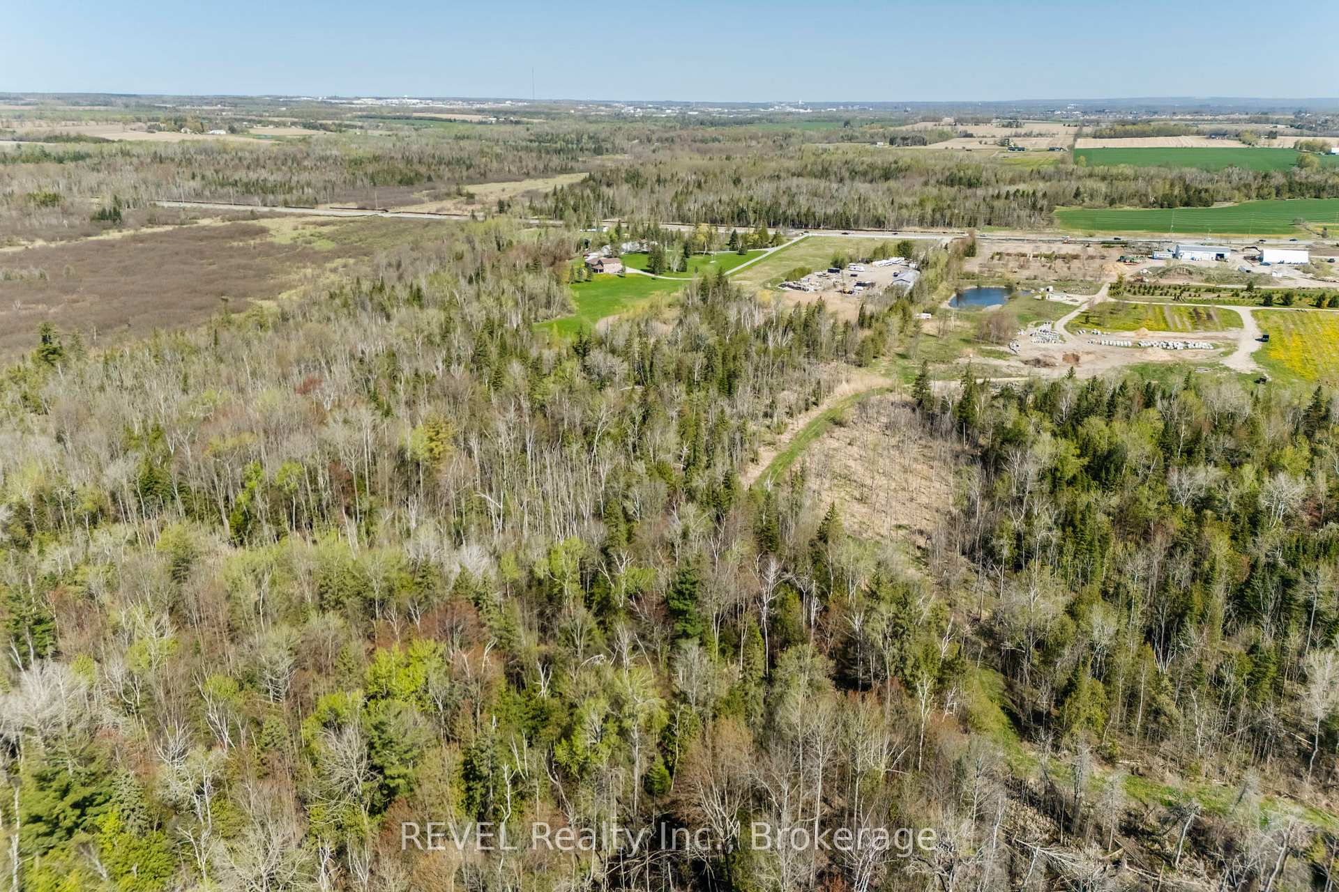 Photo 4 of 2513 Innisfil Beach Road, Innisfil, Rural Innisfil — HOMEH