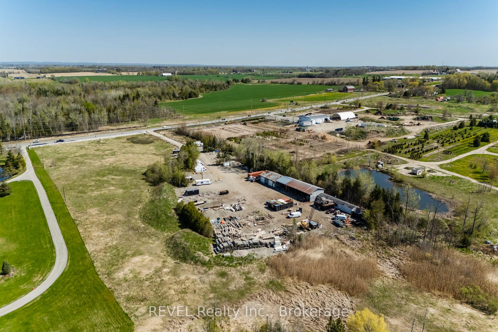 Photo 9 of 2513 Innisfil Beach Road, Innisfil, Rural Innisfil — HOMEH