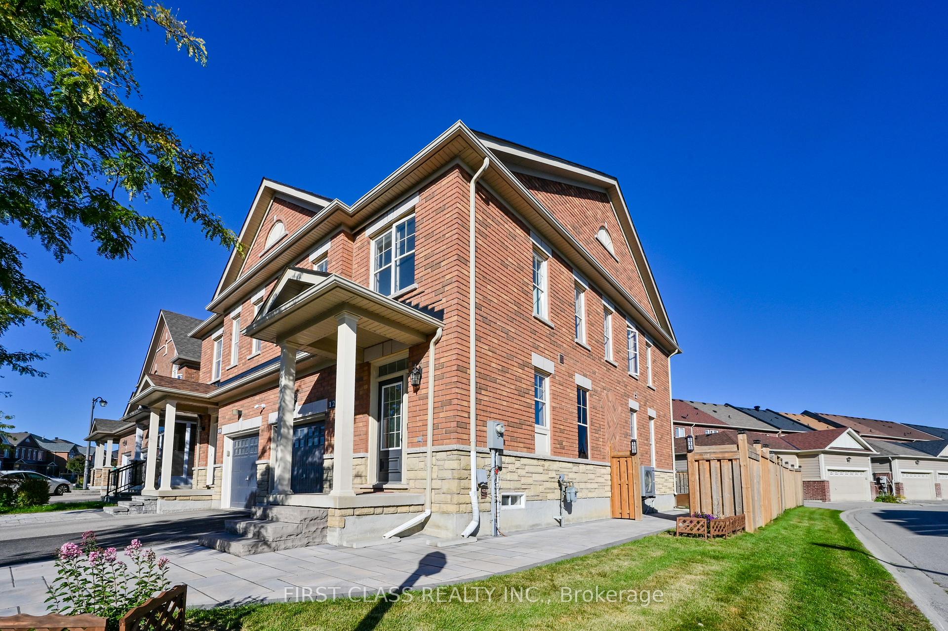 Photo 2 of 12 Princess Diana Drive, Markham, Cathedraltown — HOMEH