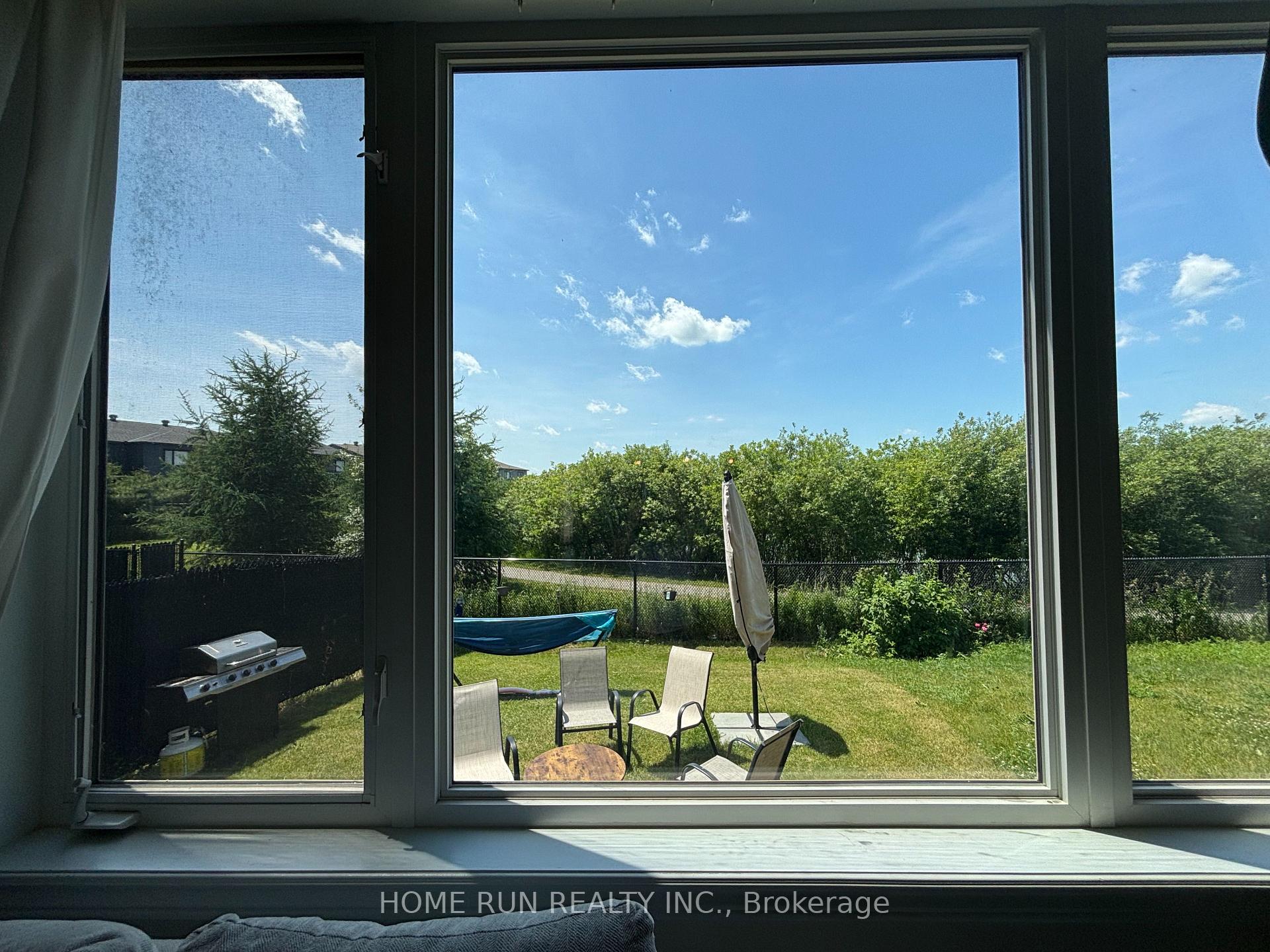 Photo 7 of 194 Tapadero Avenue, Ottawa, Kanata - Emerald Meadows/Trailwest — HOMEH