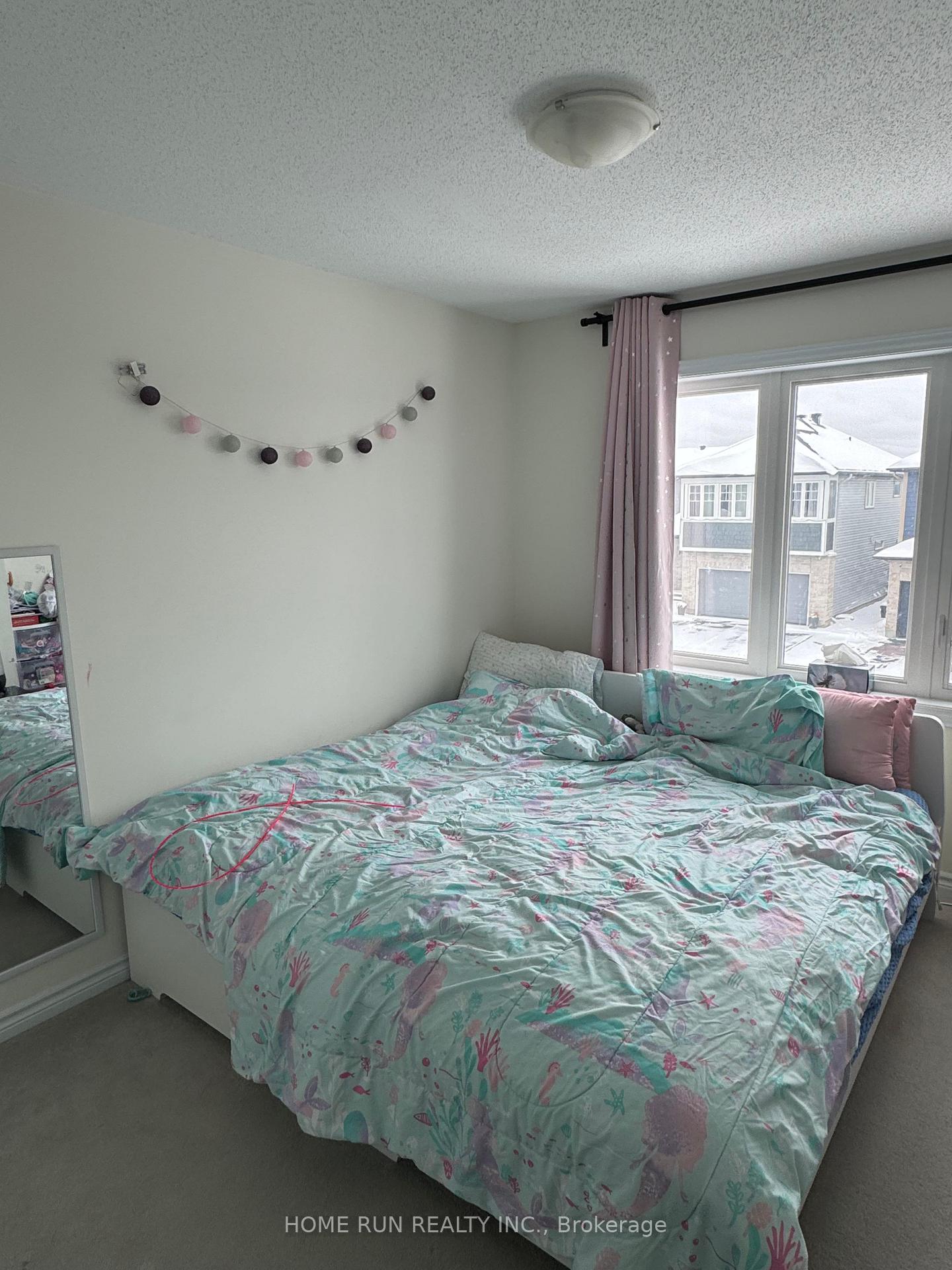 Photo 15 of 194 Tapadero Avenue, Ottawa, Kanata - Emerald Meadows/Trailwest — HOMEH