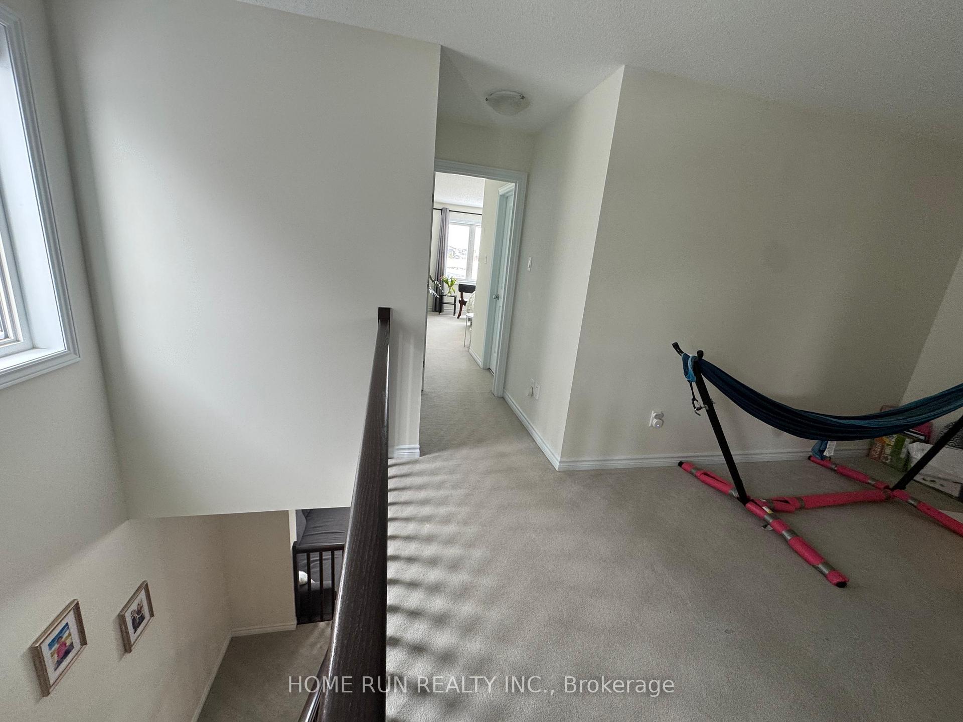 Photo 16 of 194 Tapadero Avenue, Ottawa, Kanata - Emerald Meadows/Trailwest — HOMEH