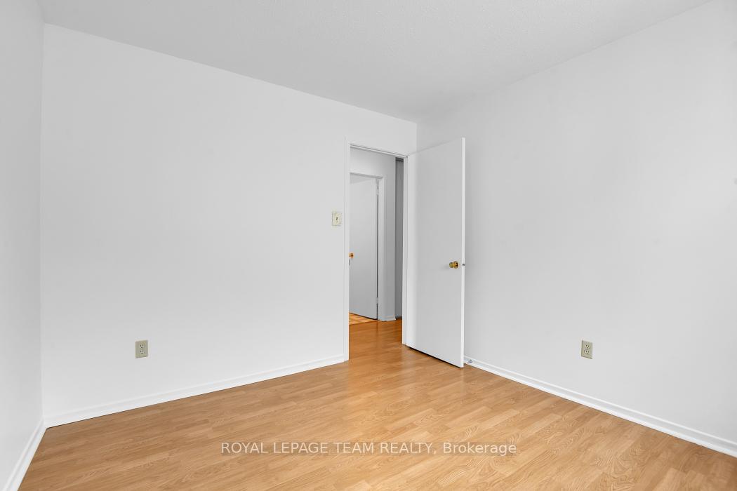 Photo 25 of 16 Chickasaw Crescent, Ottawa, Kanata - Bridlewood — HOMEH