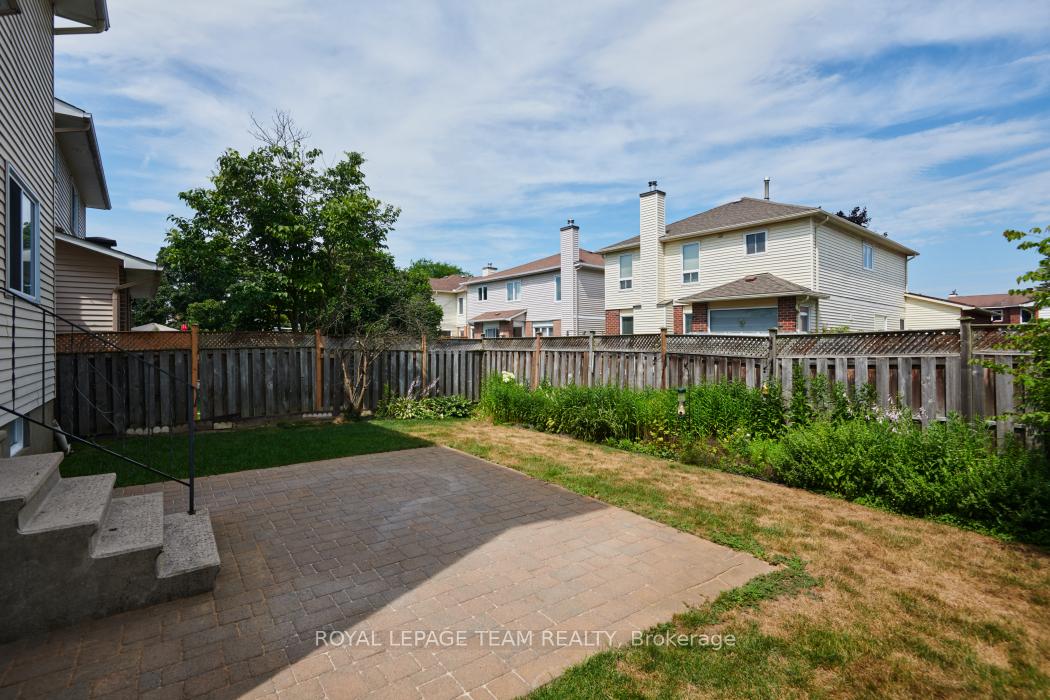 Photo 31 of 16 Chickasaw Crescent, Ottawa, Kanata - Bridlewood — HOMEH