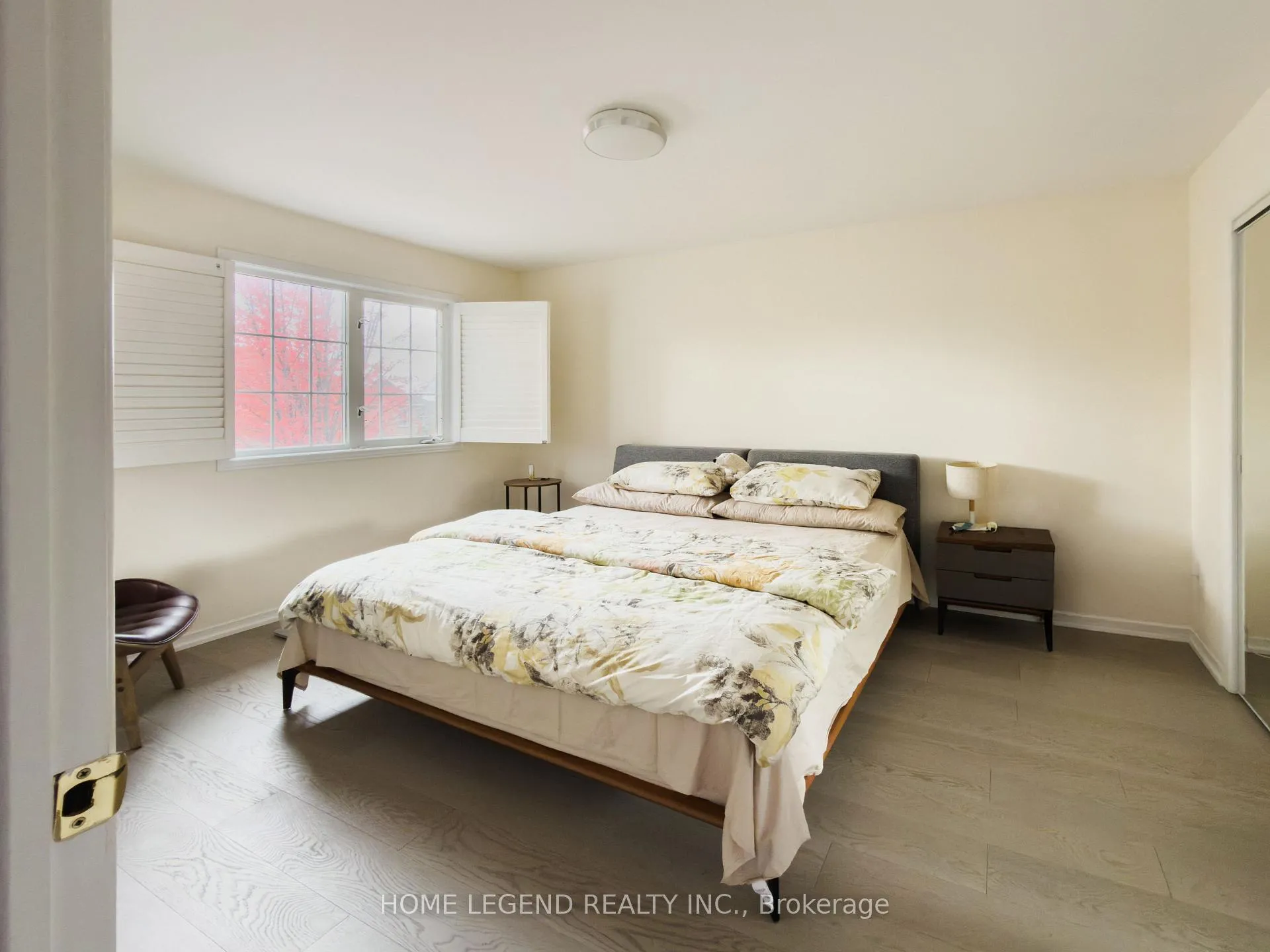 Photo 10 of 48 Warren Bradley Street, Markham, Berczy — HOMEH
