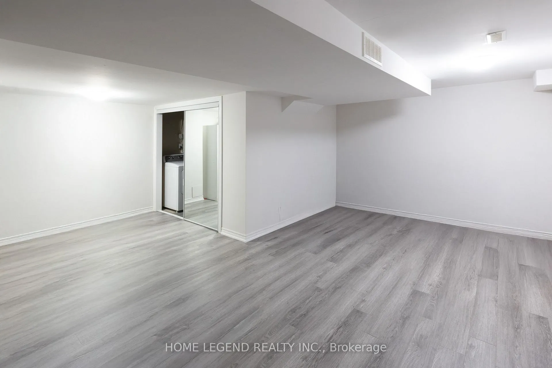 Photo 16 of 48 Warren Bradley Street, Markham, Berczy — HOMEH
