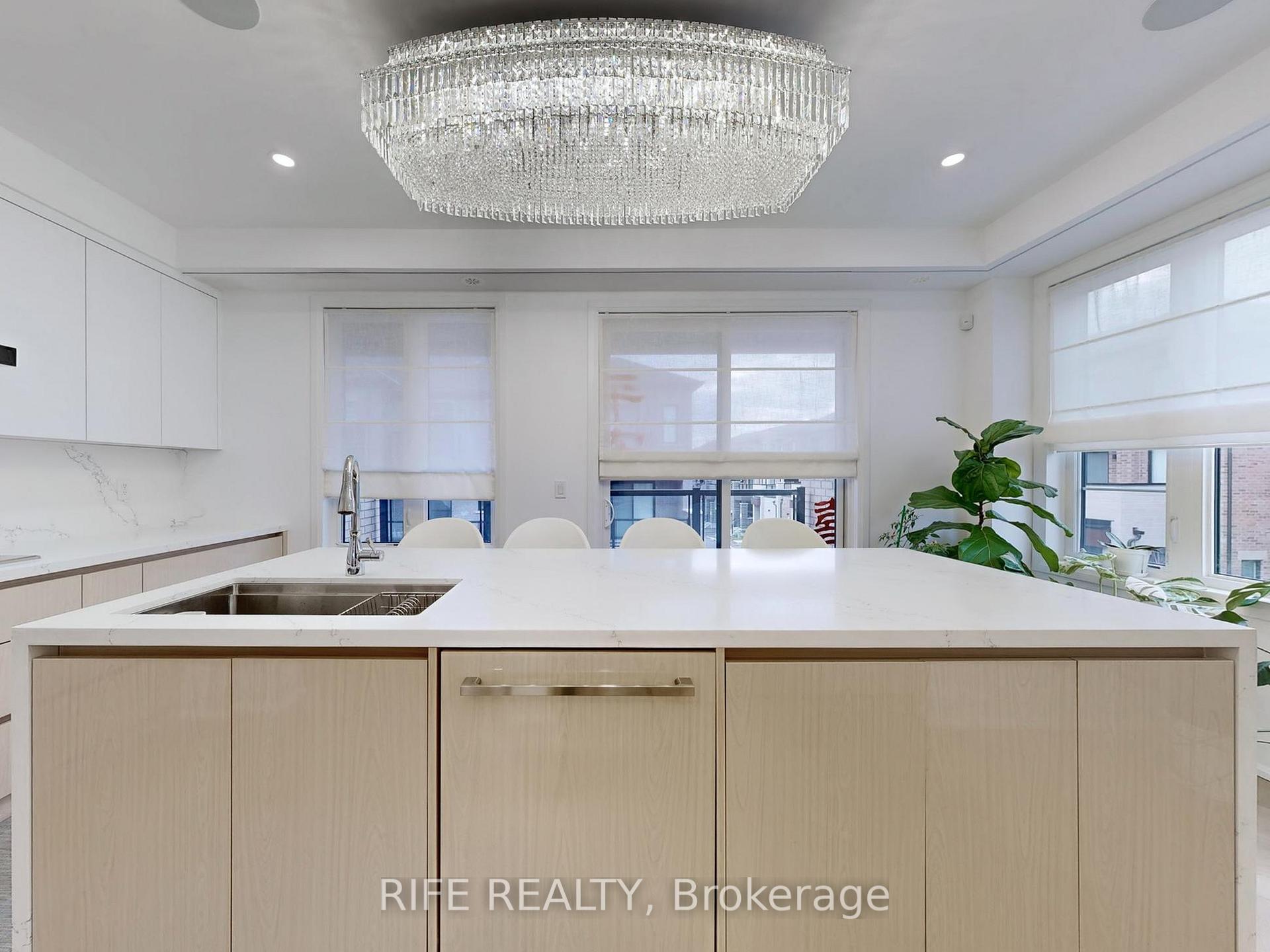 Photo 12 of 7 Arthur White Lane, Markham, Wismer — HOMEH