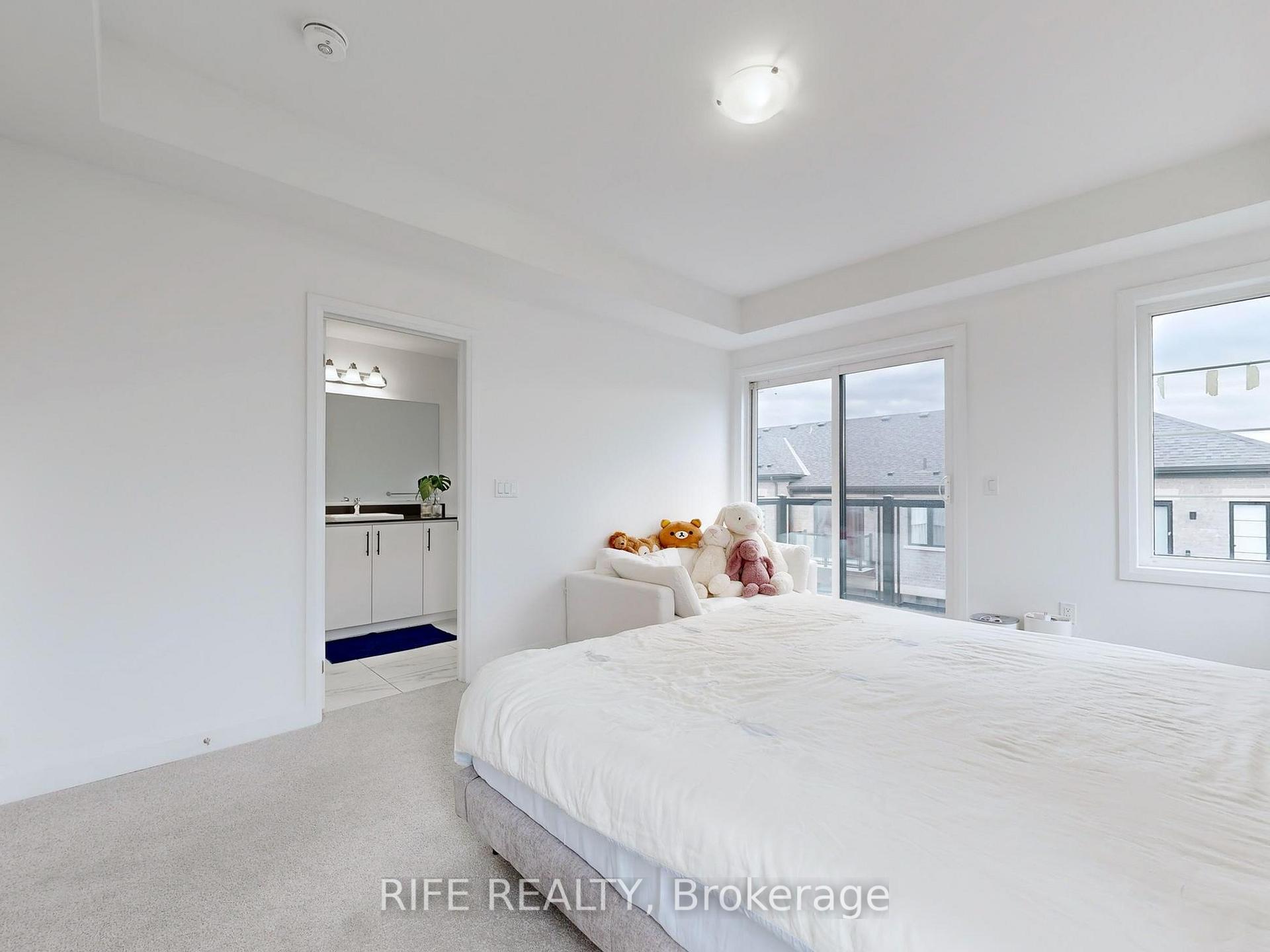 Photo 18 of 7 Arthur White Lane, Markham, Wismer — HOMEH