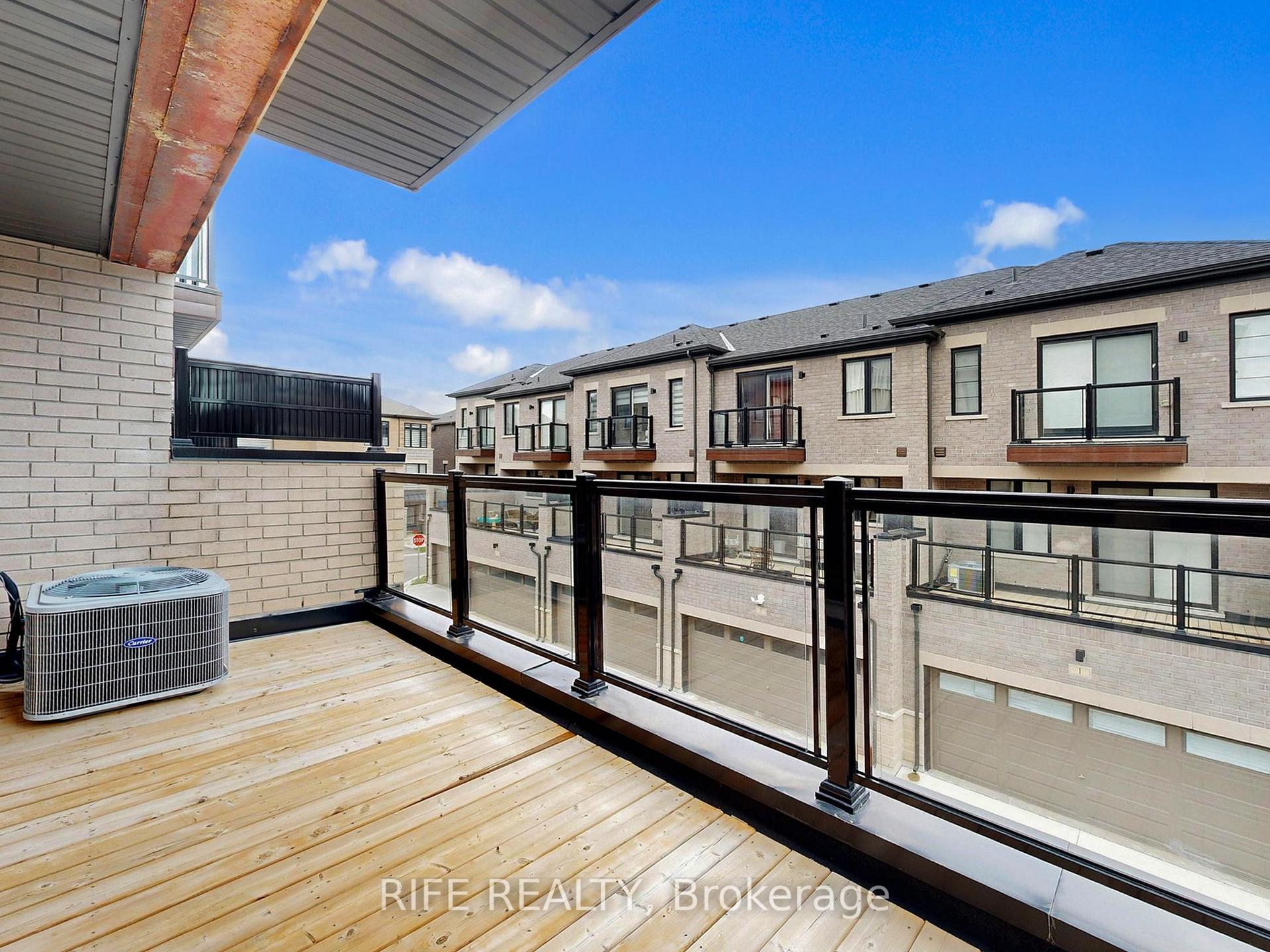 Photo 35 of 7 Arthur White Lane, Markham, Wismer — HOMEH