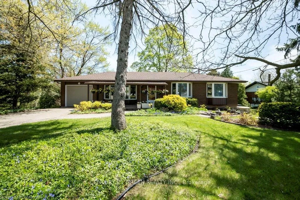 Photo 3 of 164 Dundas Street E, Hamilton, Waterdown — HOMEH