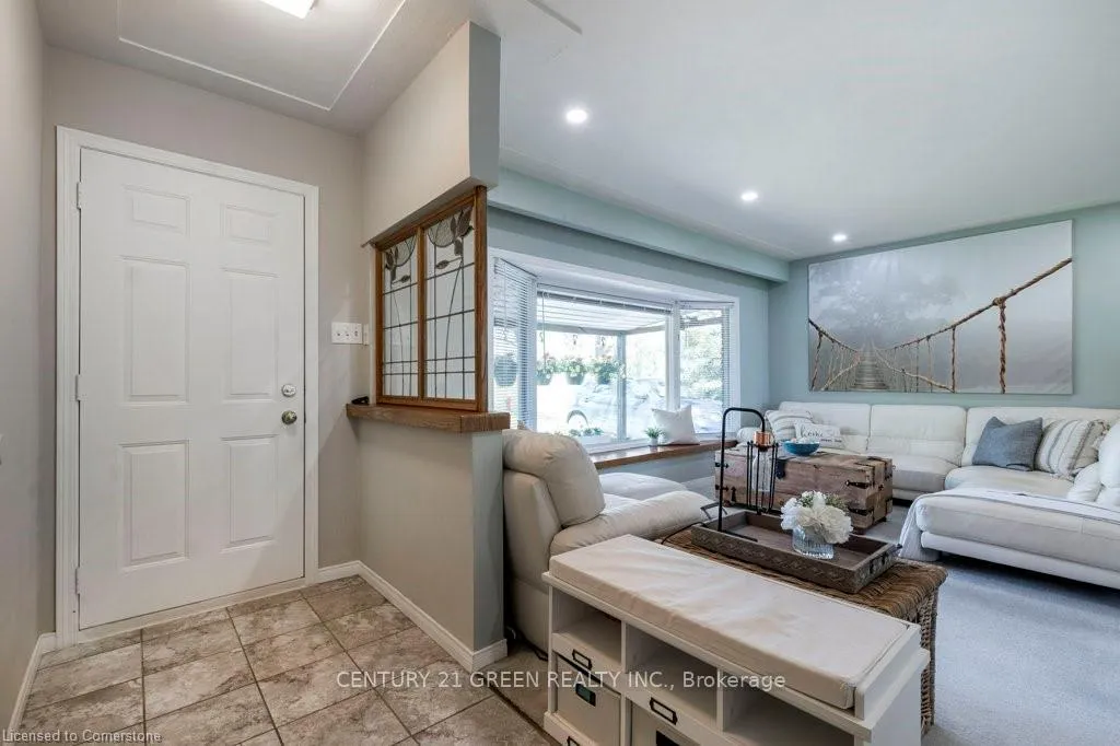Photo 5 of 164 Dundas Street E, Hamilton, Waterdown — HOMEH