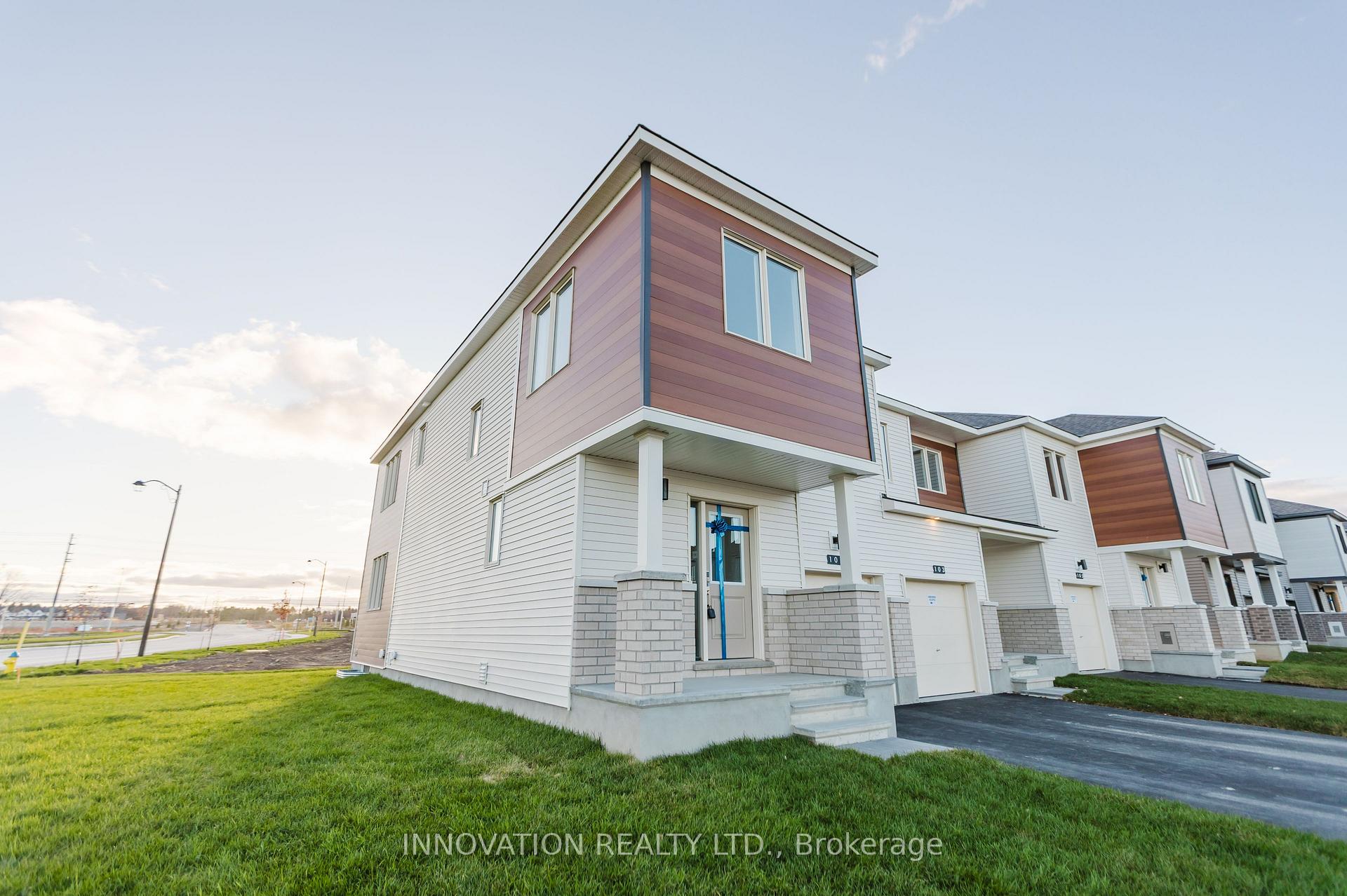 Photo 3 of 101 Tonic Crescent, Ottawa, Kanata - Morgan's Grant/South March — HOMEH
