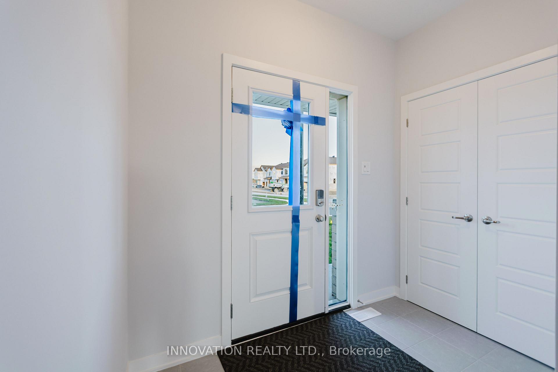 Photo 5 of 101 Tonic Crescent, Ottawa, Kanata - Morgan's Grant/South March — HOMEH