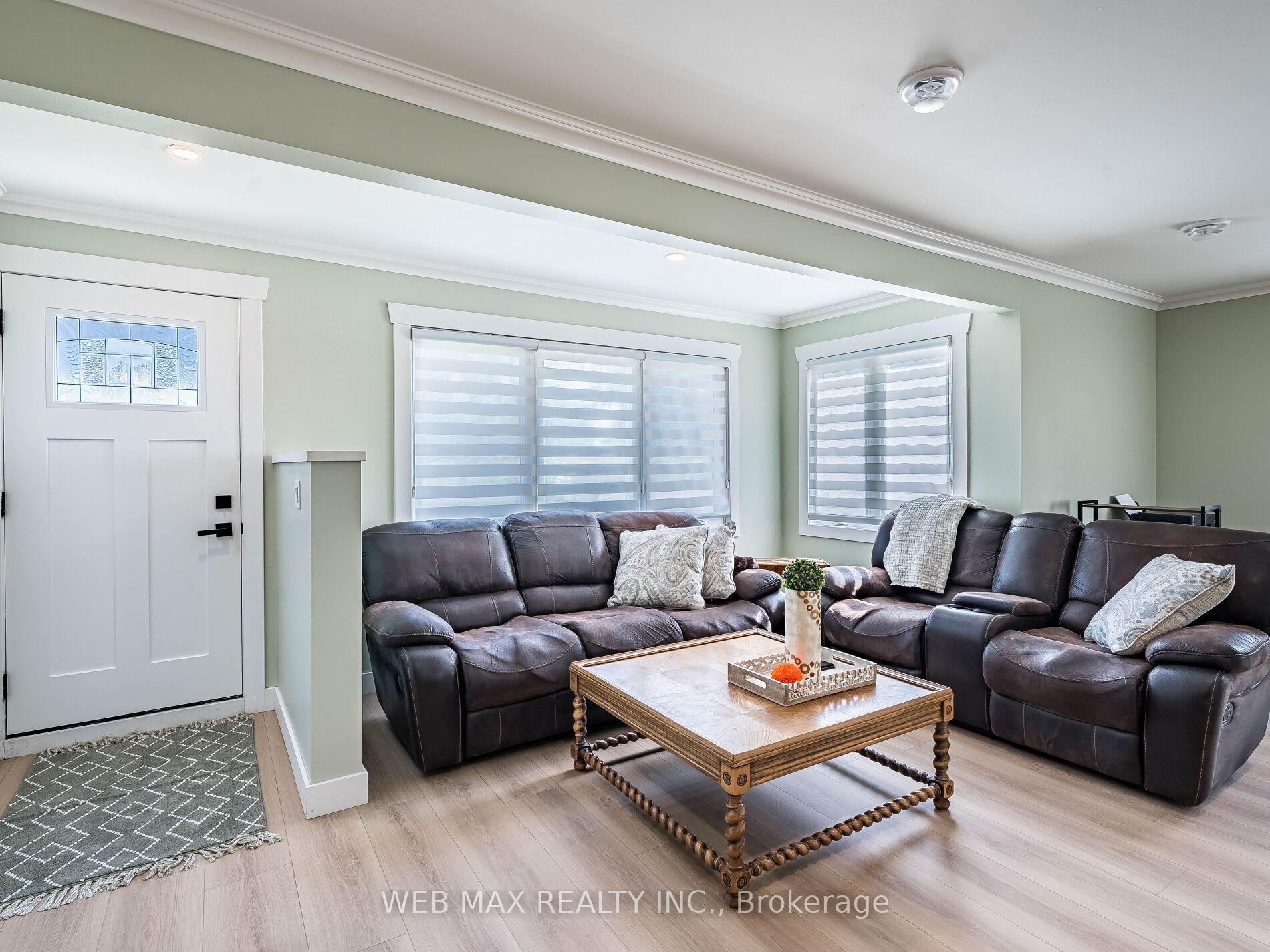 Photo 11 of 206 Parkview Drive, Innisfil, Gilford — HOMEH