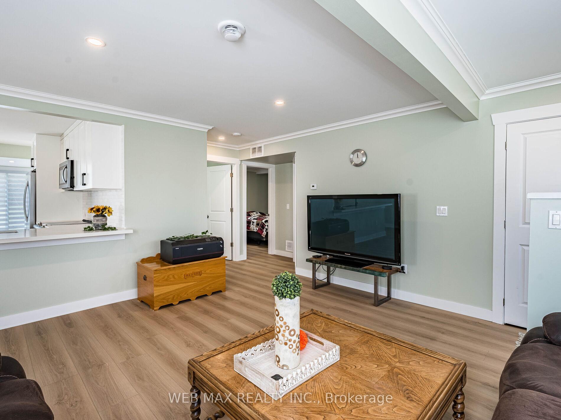 Photo 14 of 206 Parkview Drive, Innisfil, Gilford — HOMEH