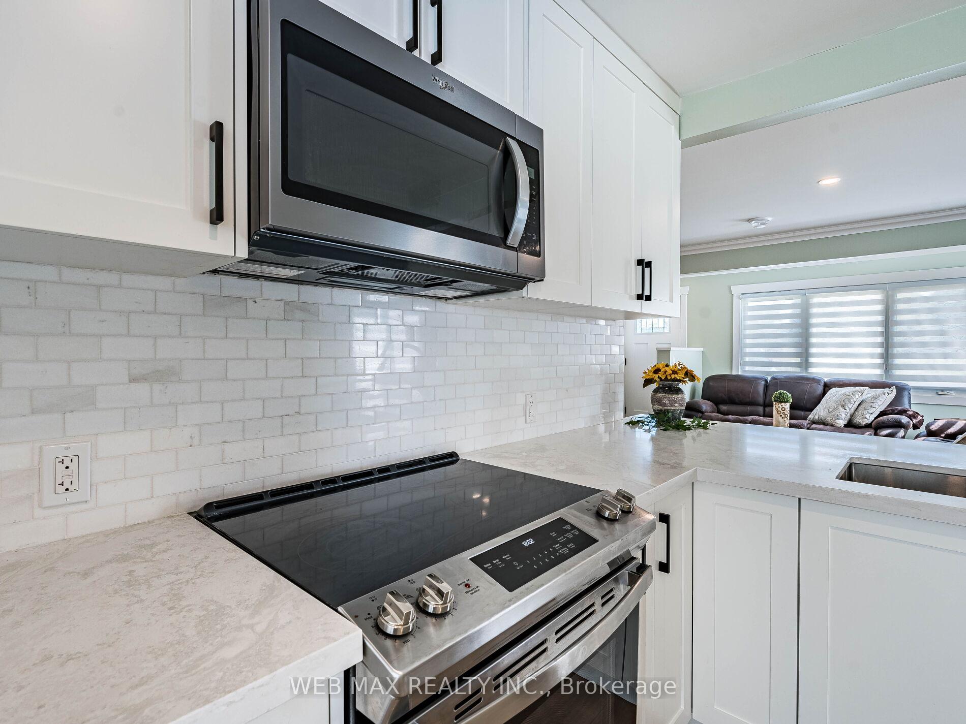 Photo 21 of 206 Parkview Drive, Innisfil, Gilford — HOMEH