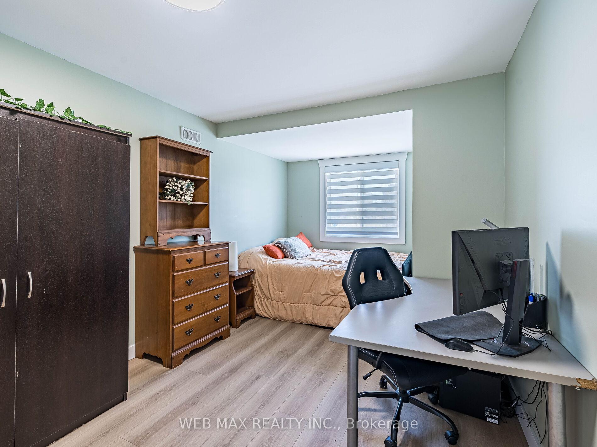 Photo 33 of 206 Parkview Drive, Innisfil, Gilford — HOMEH
